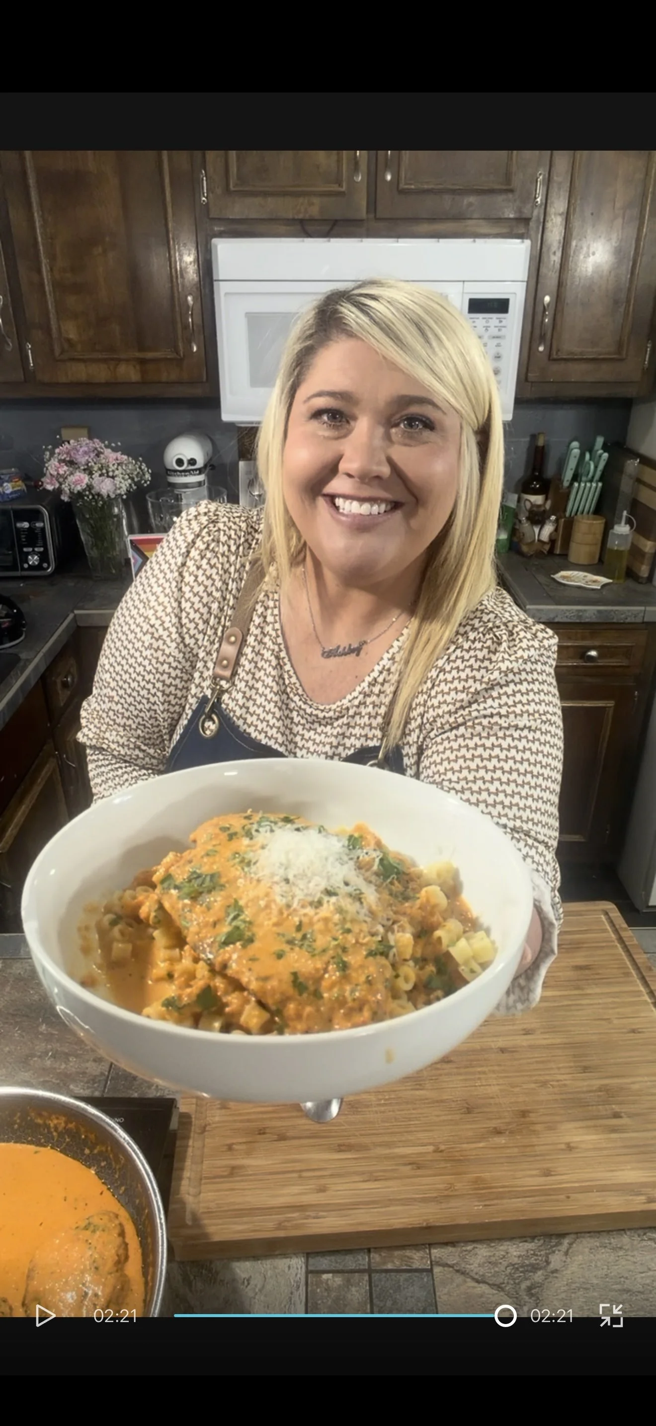 Pan Seared Chicken with Roasted Red Pepper Sauce