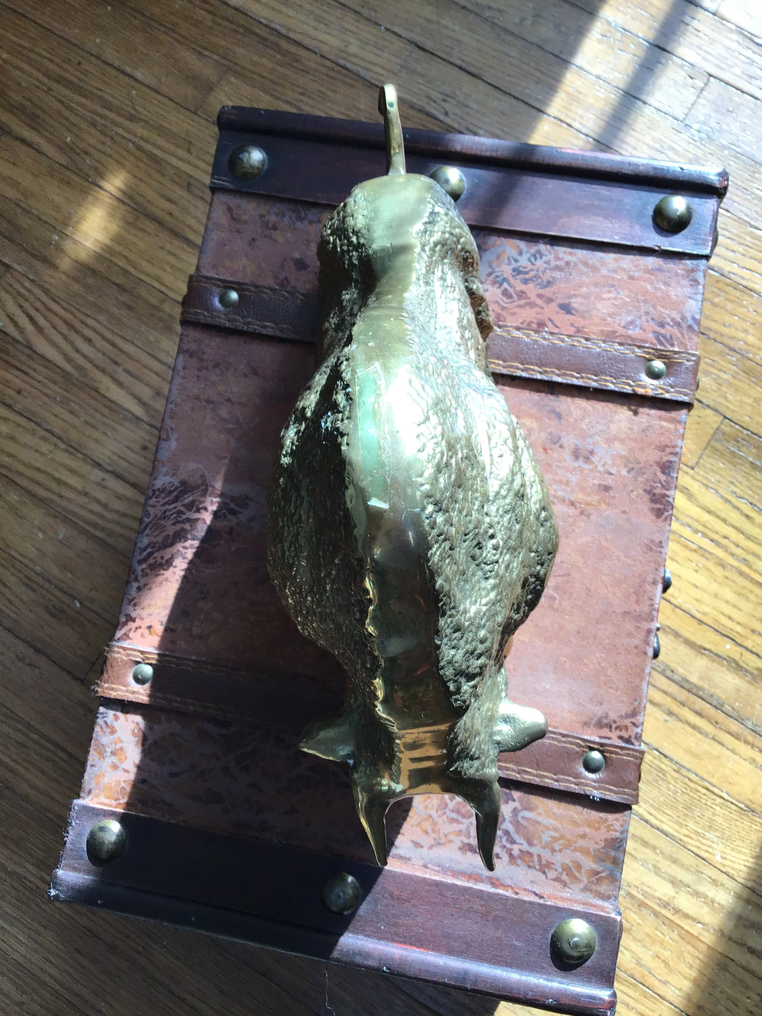brass-charging-bull-figurine4.jpg