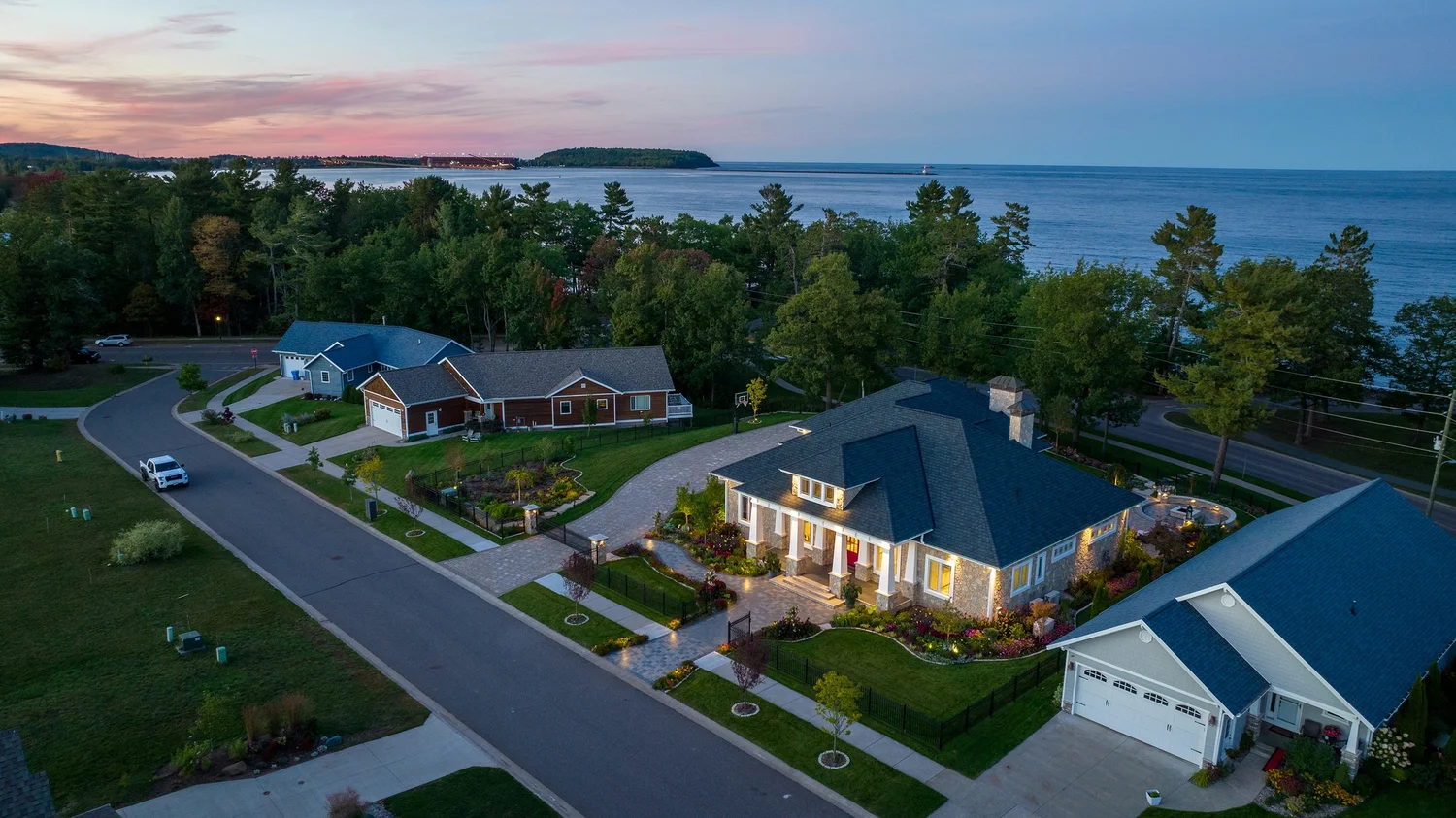 Custom home, Marquette MI, Dickinson Homes