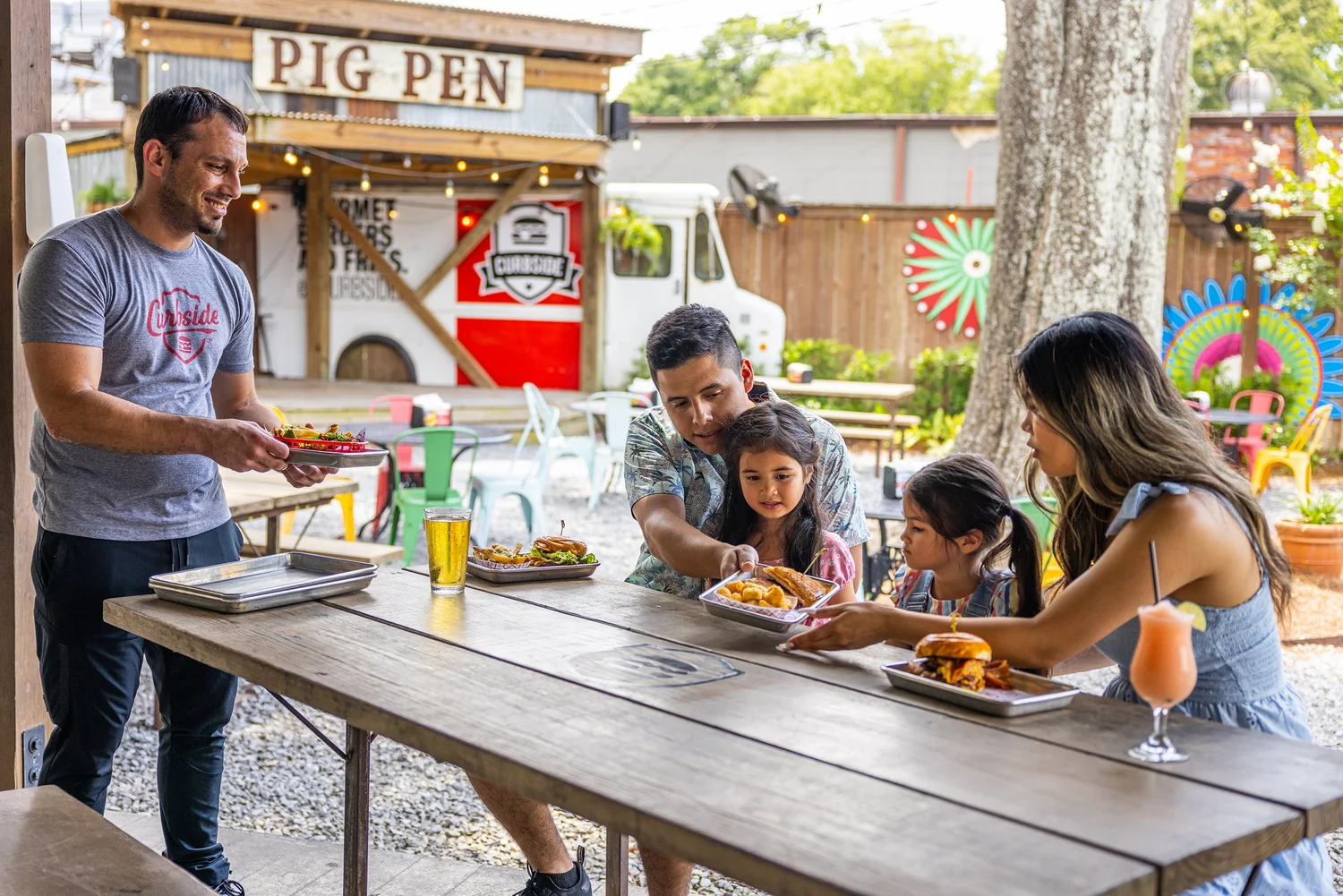 Curbside Burgers, Louisiana Tourism, photo by LeClair Media