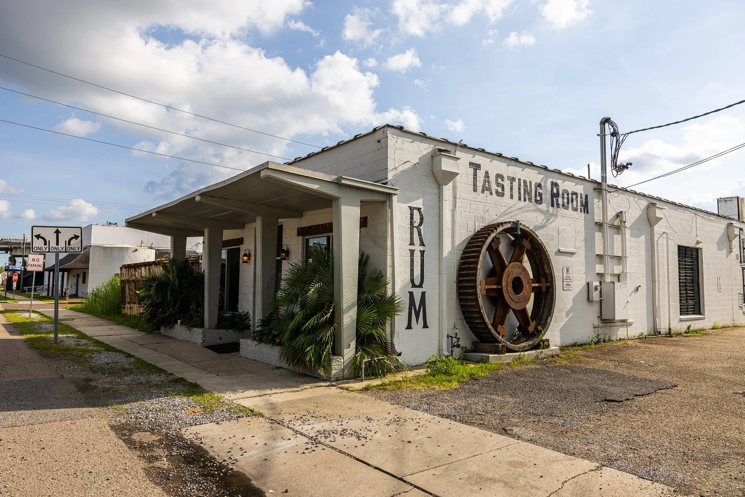 Three Roll Estate, Louisiana Tourism, photo by LeClair Media