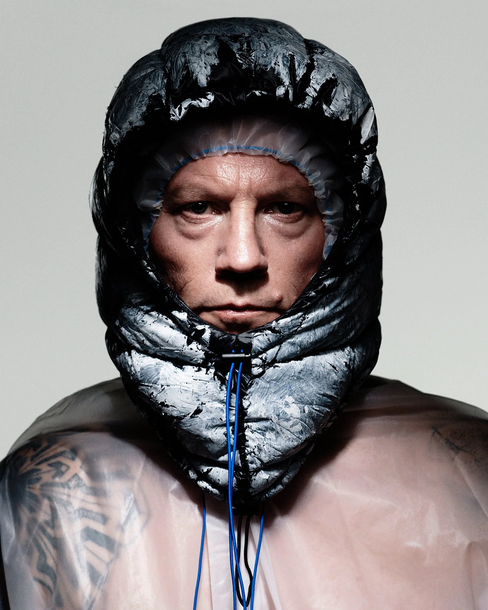 acw-a_cold_wall-aw24-obscure-renders-campaign-4x5--6.jpg