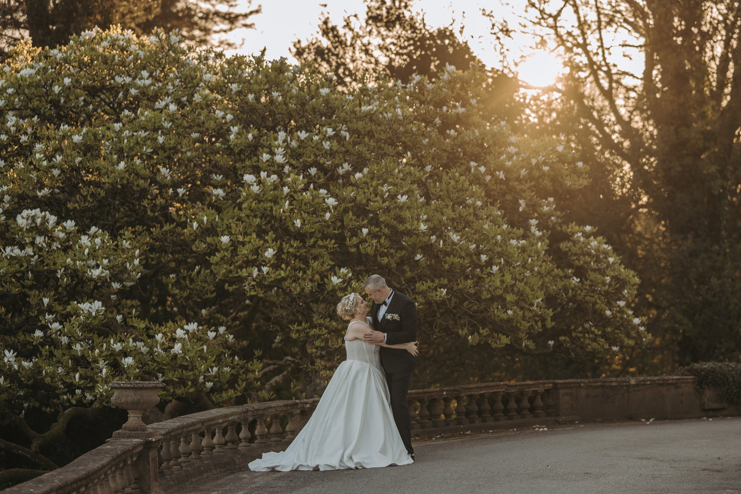 how to become a destination wedding photographer