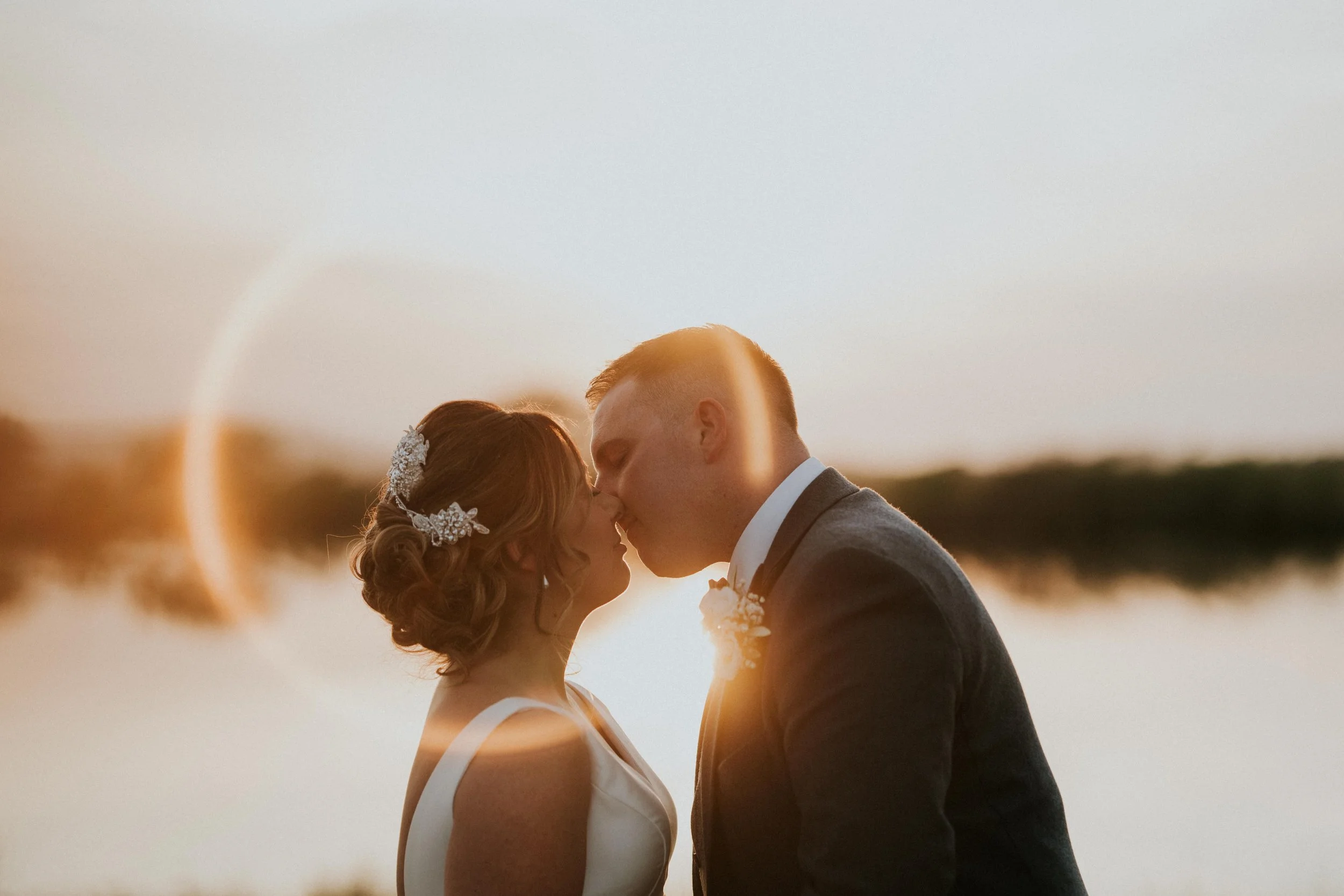 Training Your Second Wedding Photographer: A Guide to Building a Reliable Creative Team