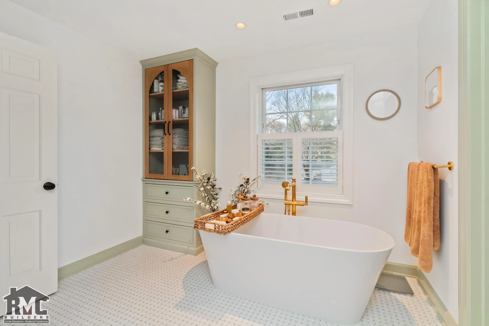 7 Midcrest Ct Compl Reno_016.jpg