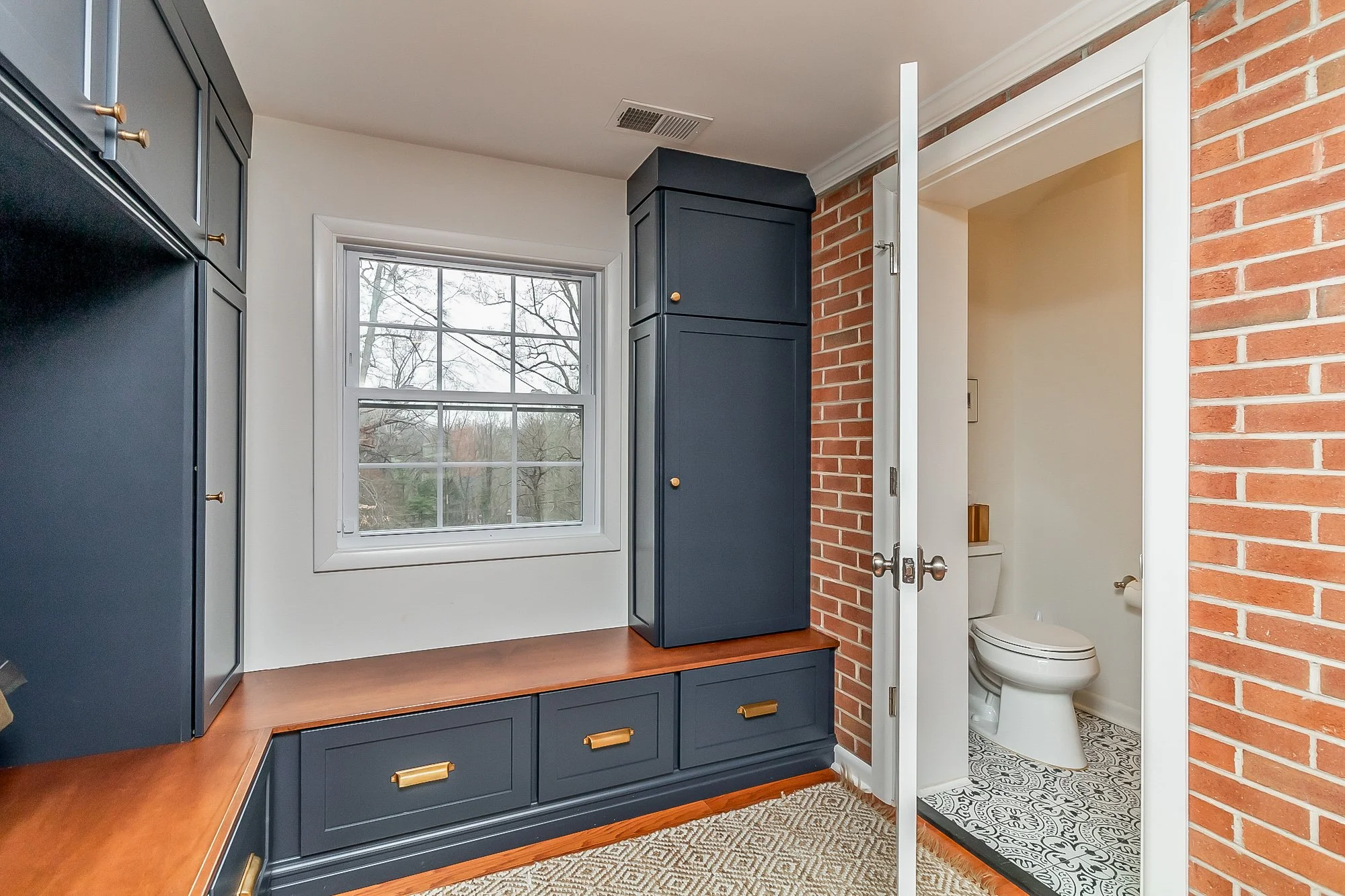 904 Huntsman Rd_006.jpg