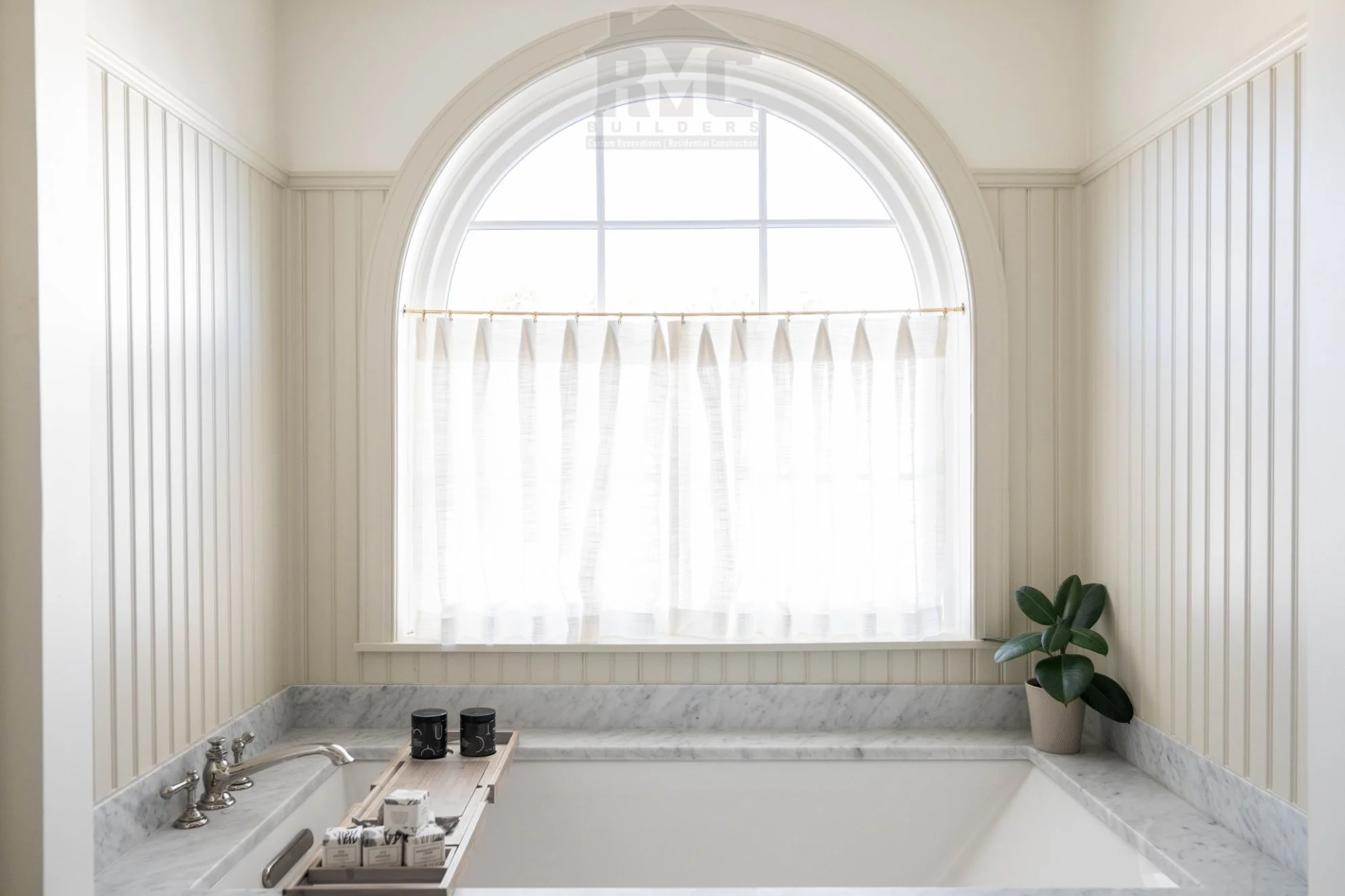 bathroom-3300.jpg