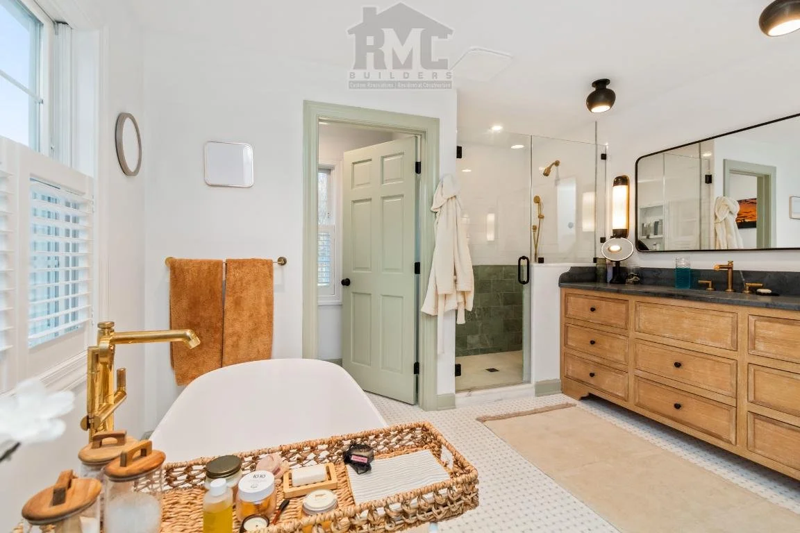 Midcrest Ct Compl Reno_013.jpg