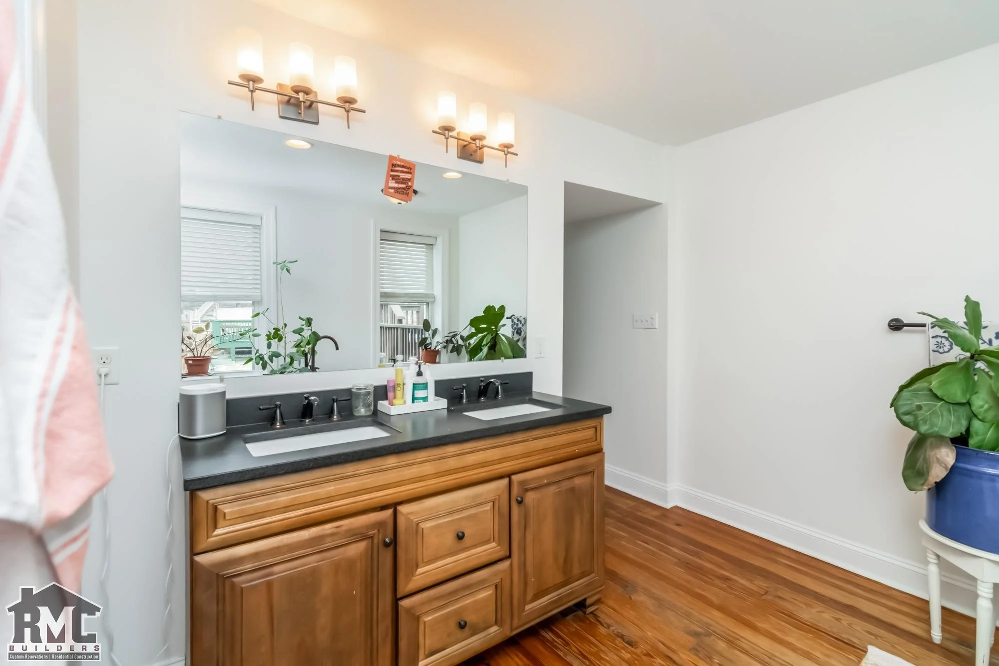 2826 E Baltimore, St028.jpg