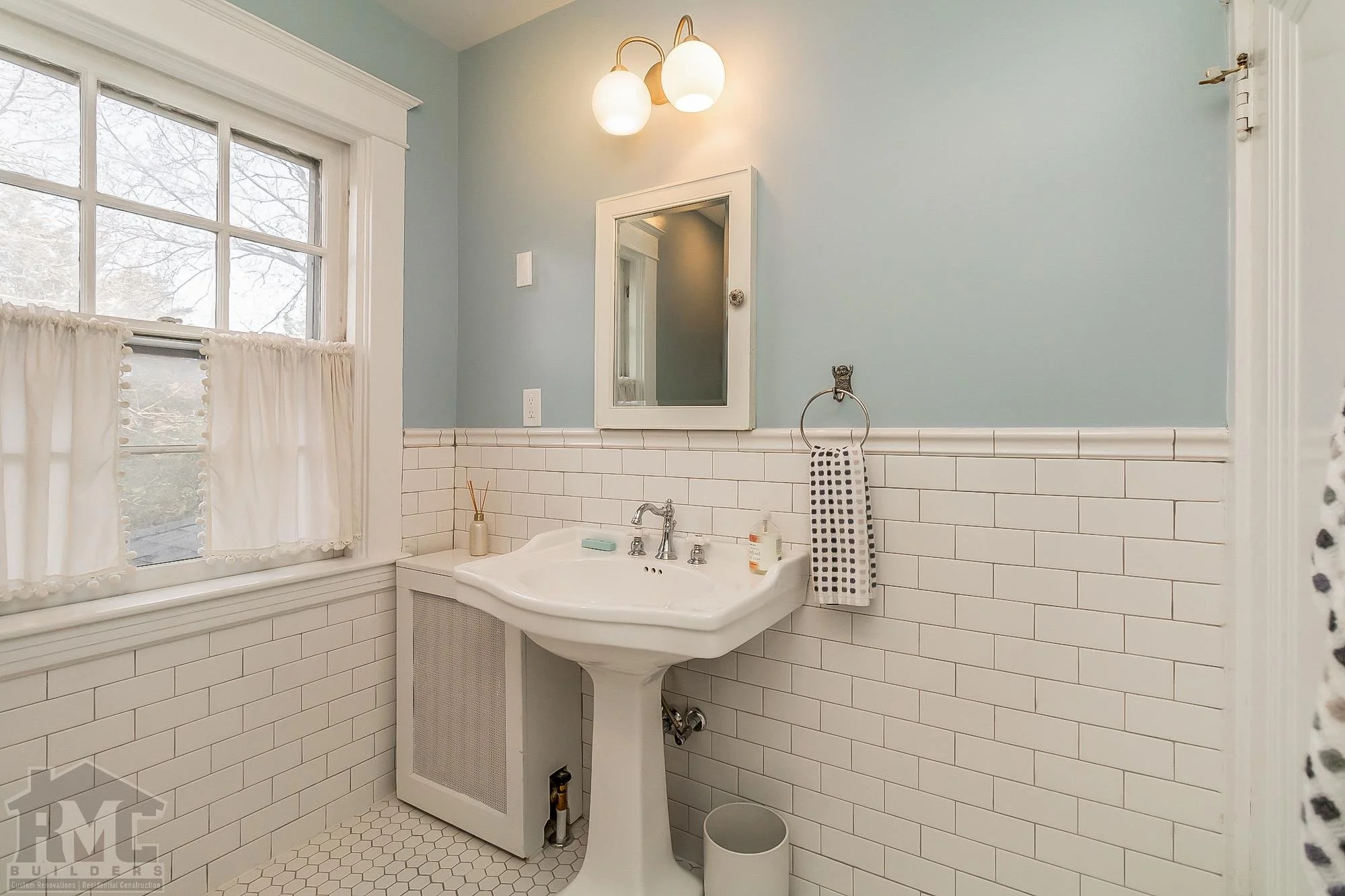 602 Somerset Rd010.jpg