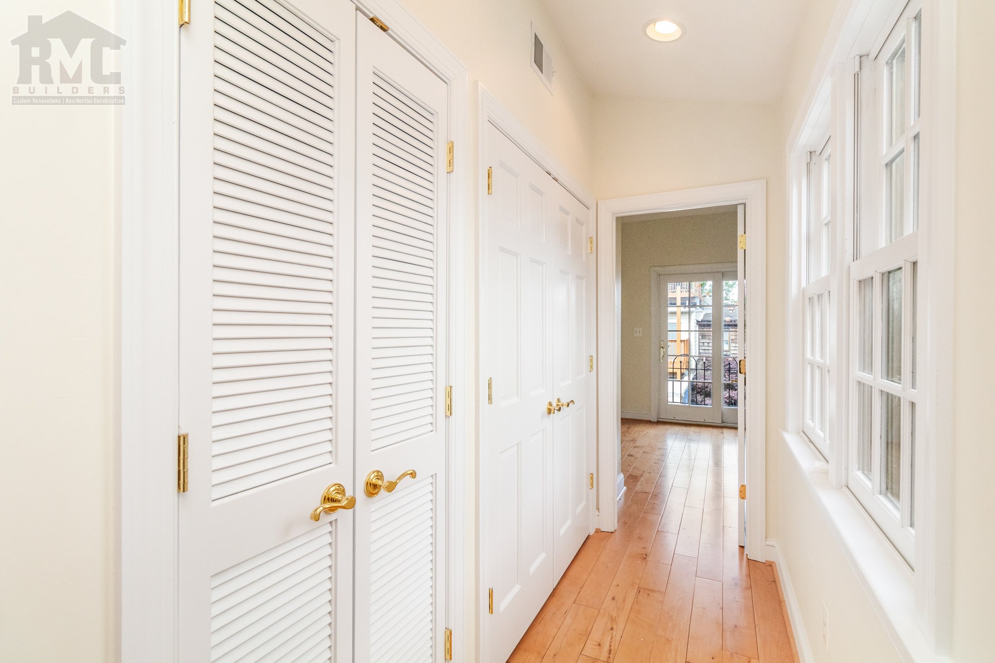 26 S Madeira St_025.jpg