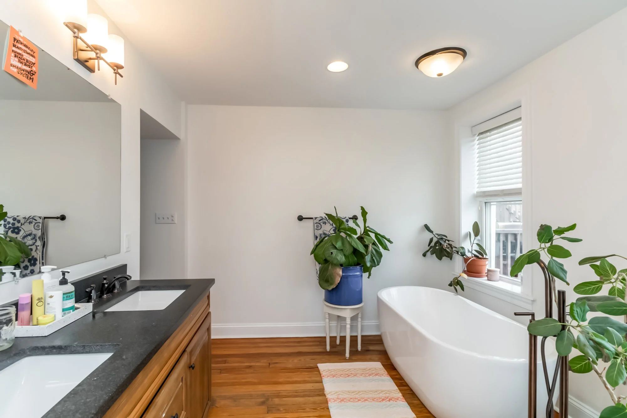 E Baltimore, St027.jpg
