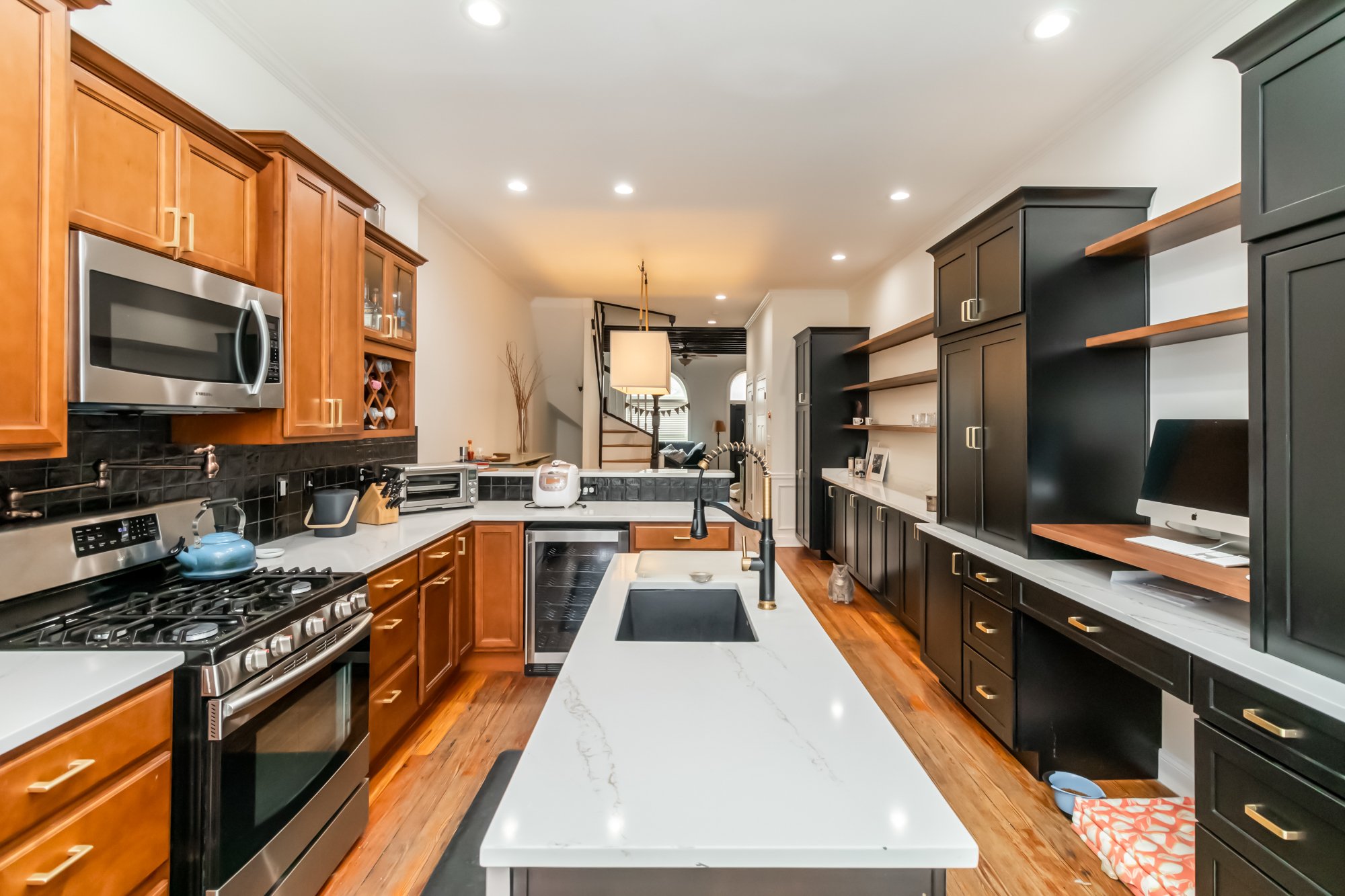 E Baltimore, St015.jpg