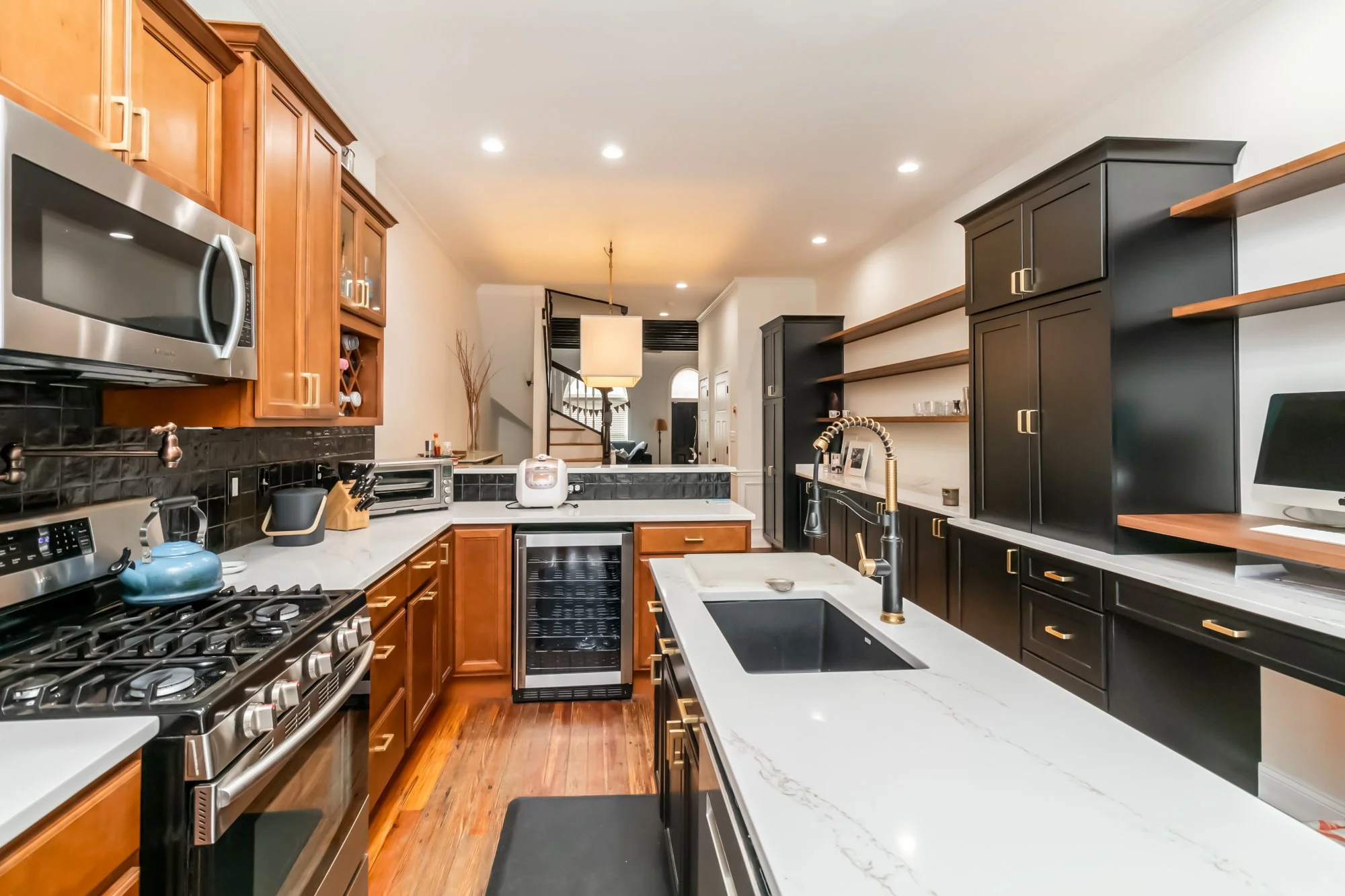 E Baltimore, St012.jpg