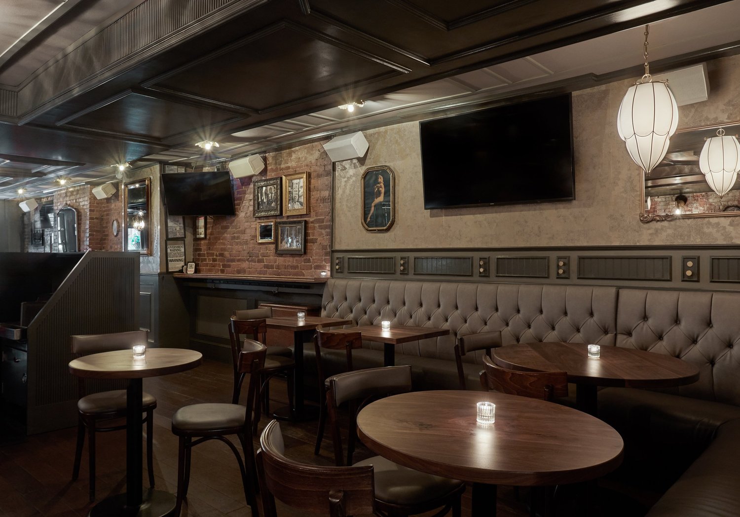 Bar photo 1