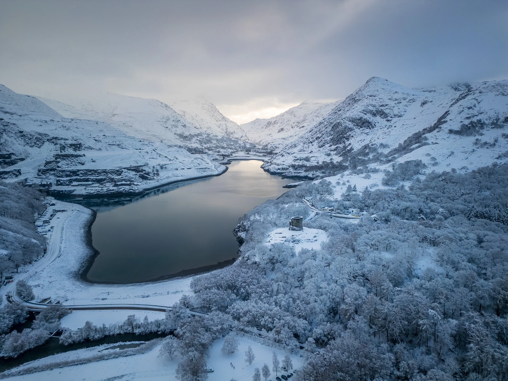 Llyn Peris & Dolbadarn Snow (Landscape)