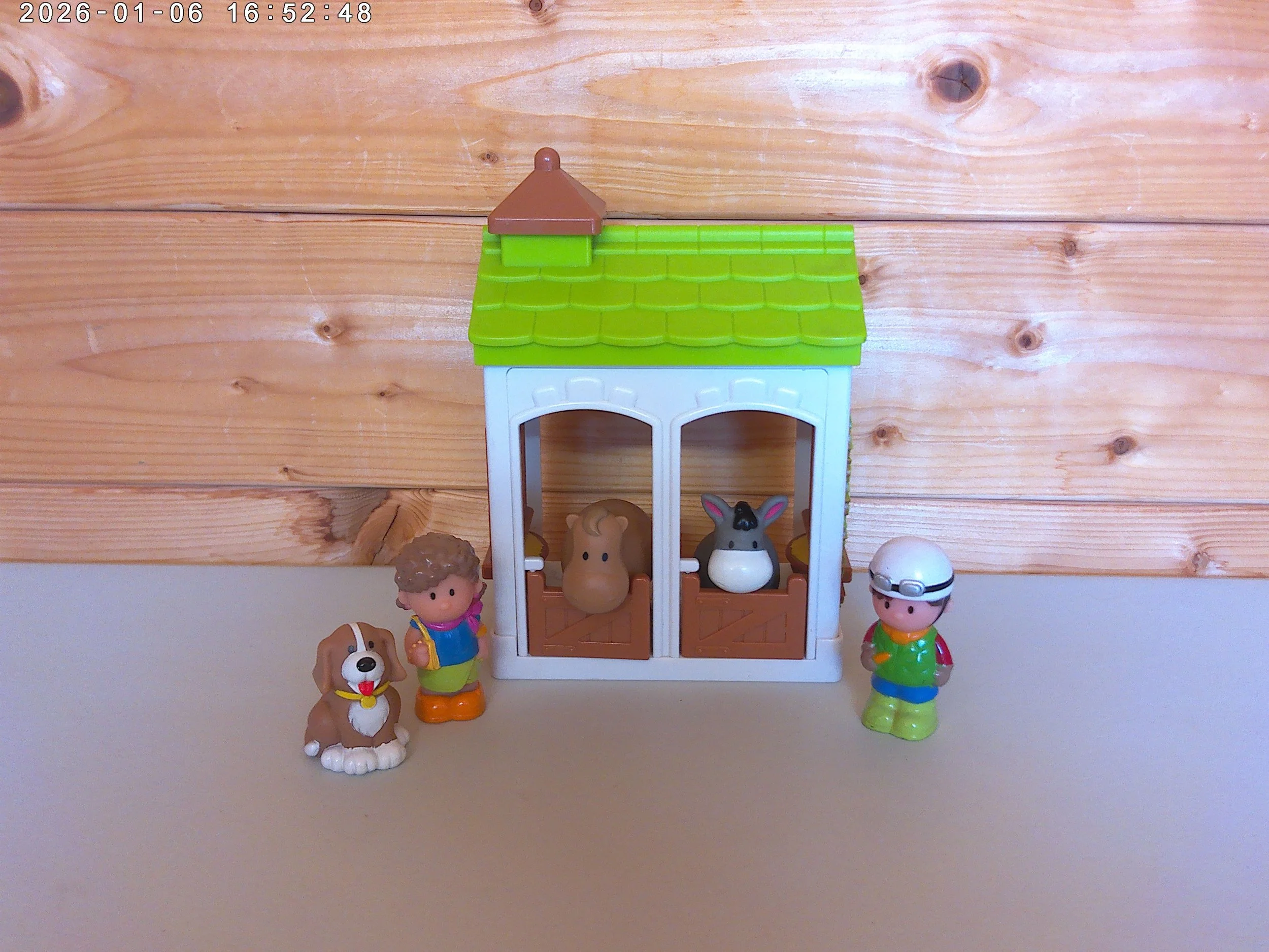 Stables - photo 1.jpg