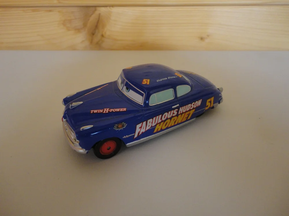 Die Cast Doc Hudson Hauler Disney Pixar Cars Metal Dirt Track