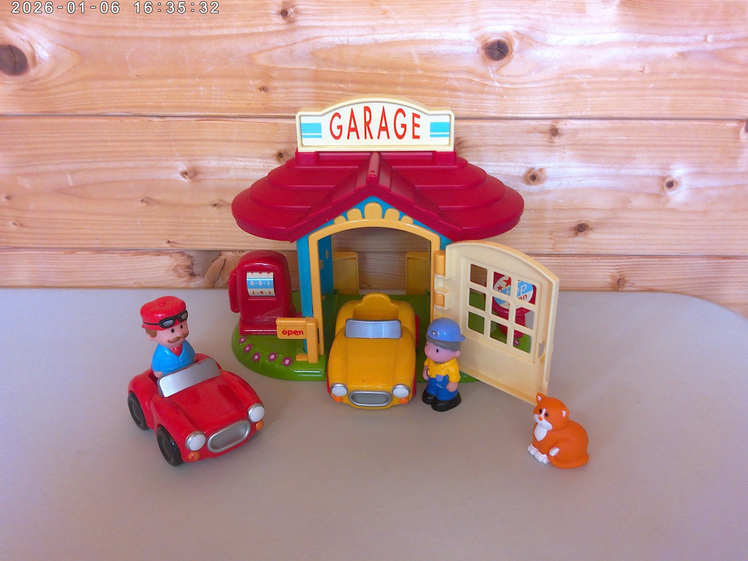 Garage - photo 2.jpg