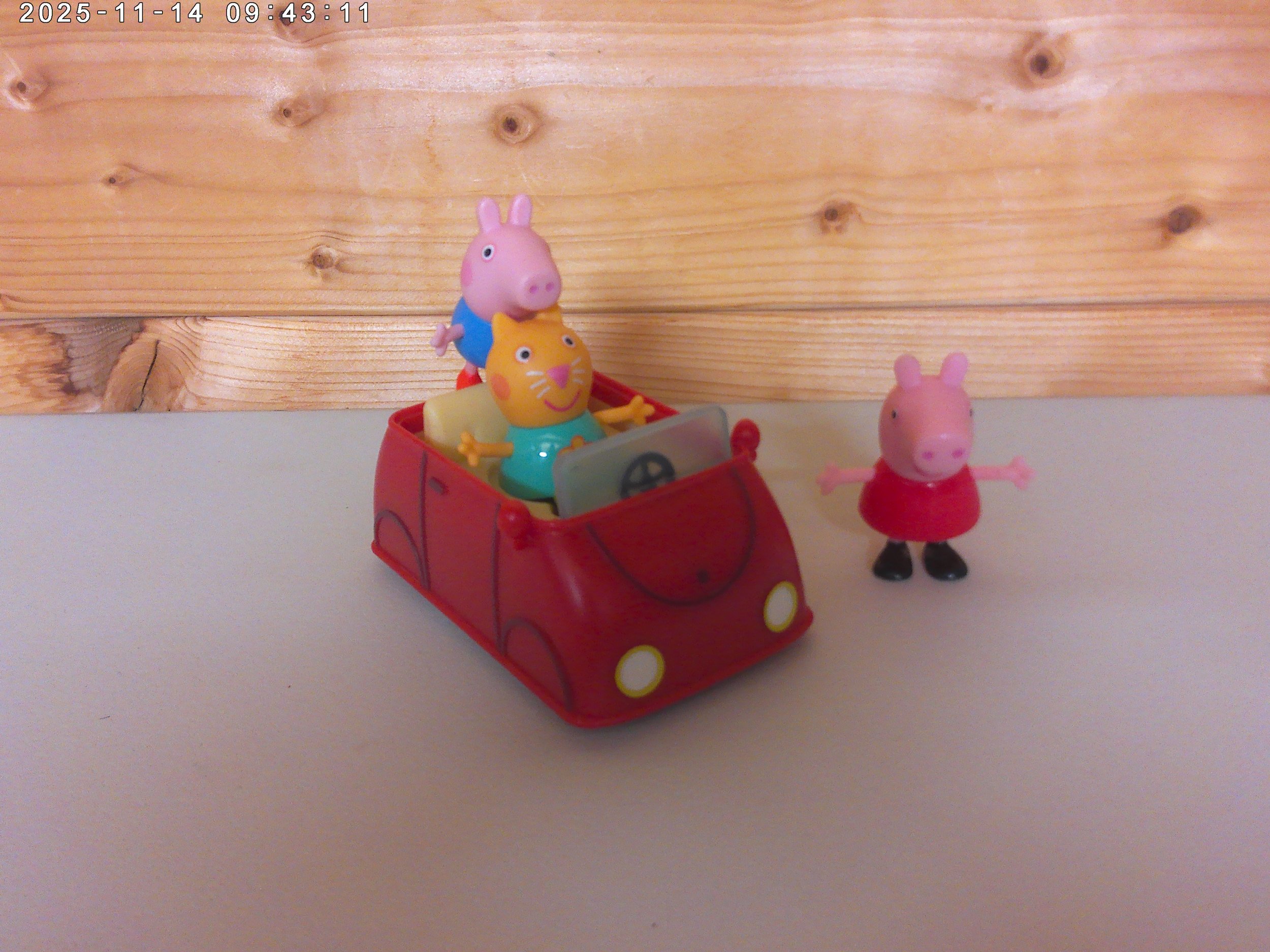 Peppas car - photo 2.jpg