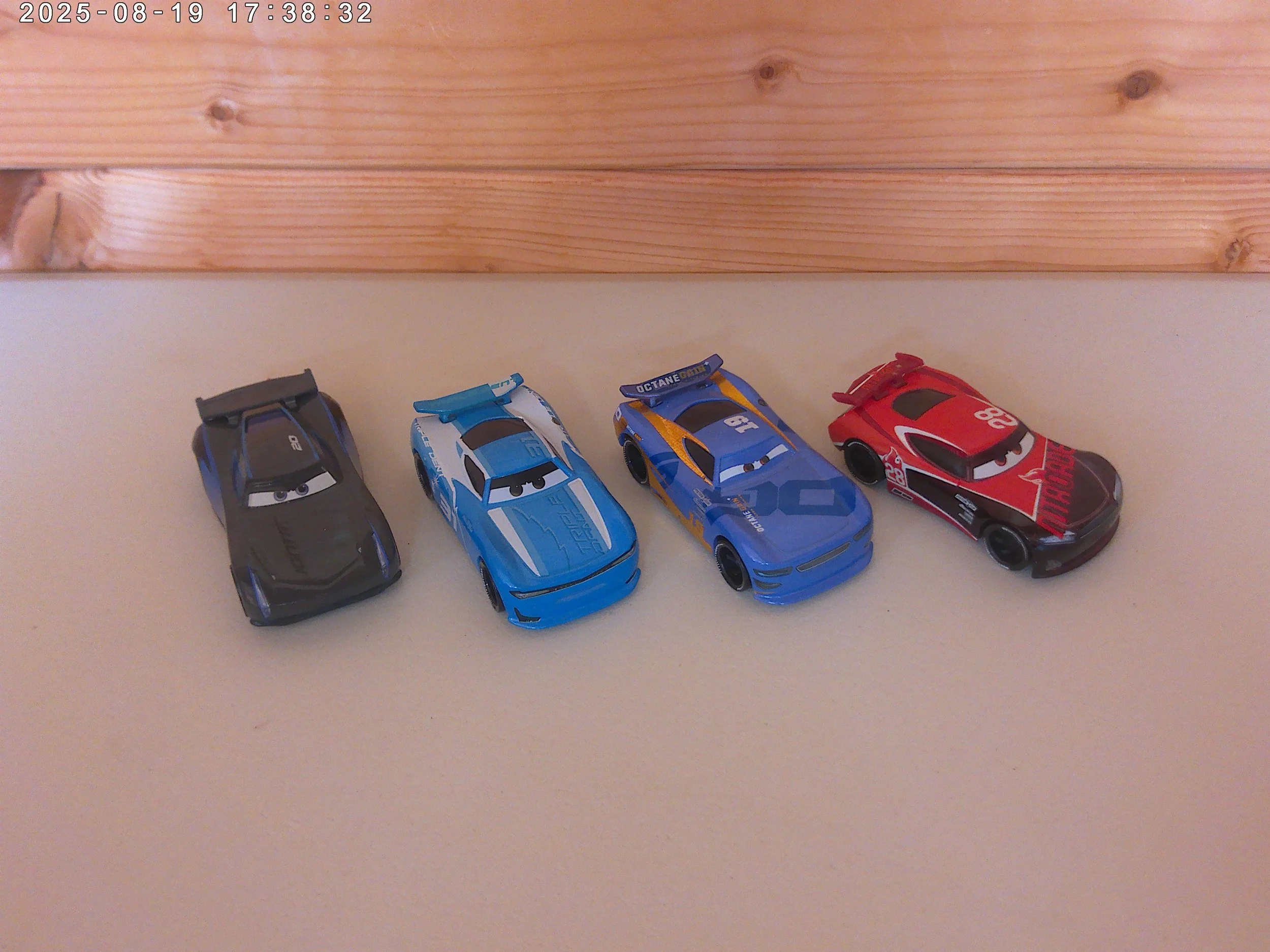 cars 3 race car bundle - photo 5.jpg