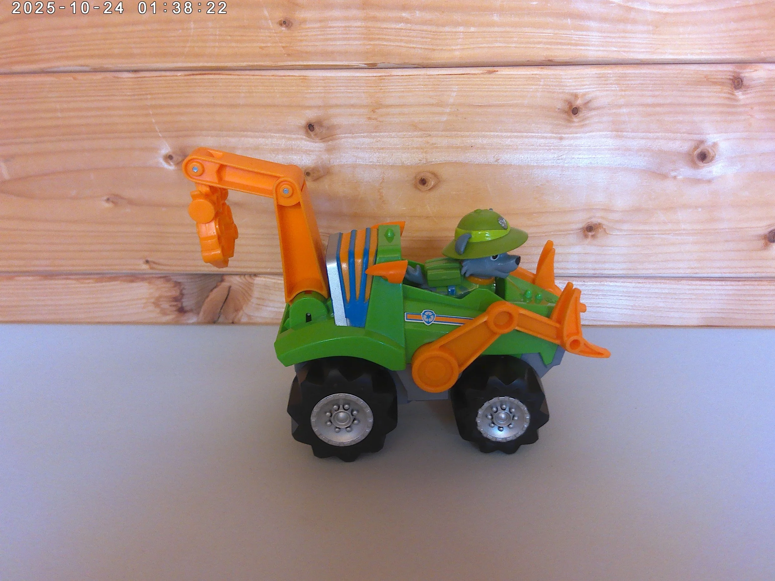 Rockys dino rescue - photo 2.jpg