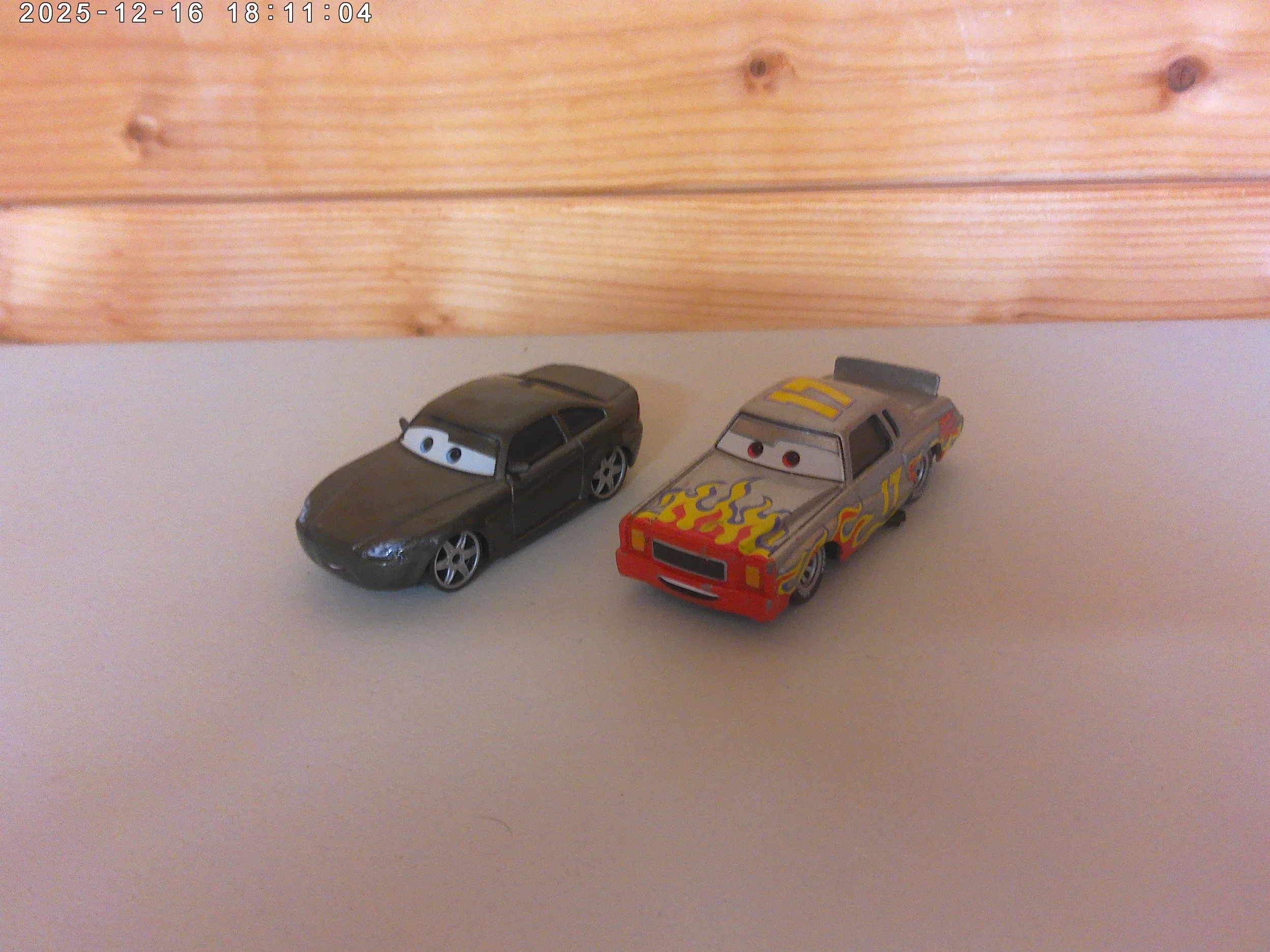Disney Diecast Cars Bob Cutlass & Darrell Cartrip