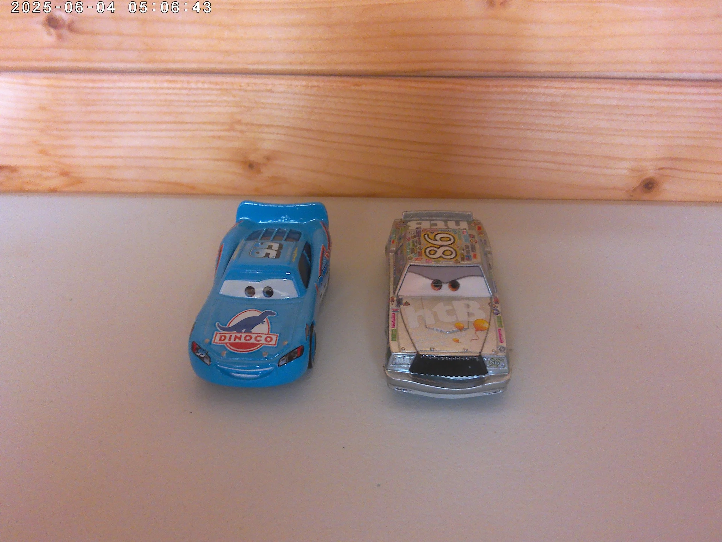 Silver chick & lightening - photo 2.jpg