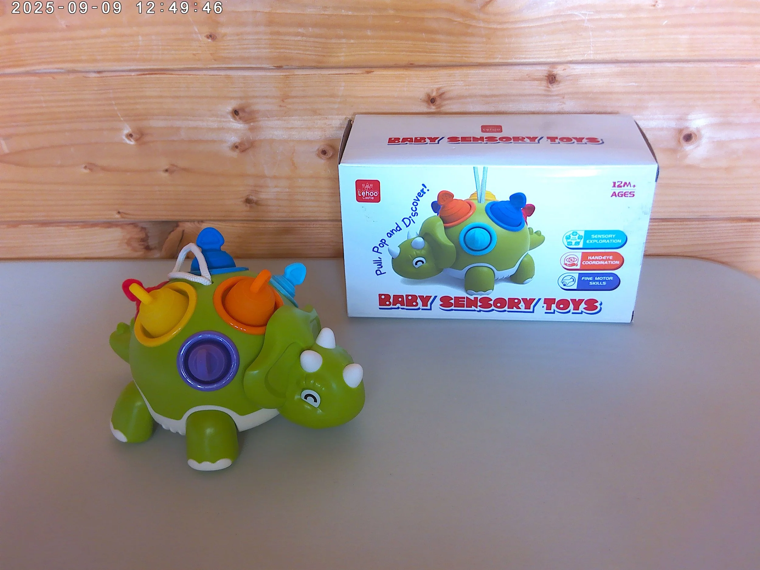 Dinosaur toy - photo 1.jpg
