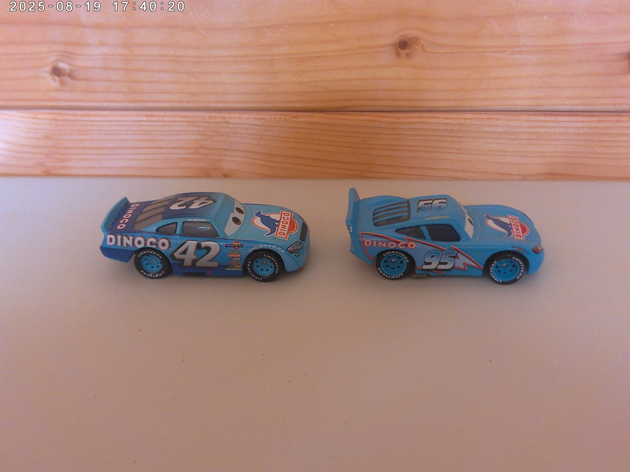 Dinoco lightening mcqueen set - photo 3.jpg