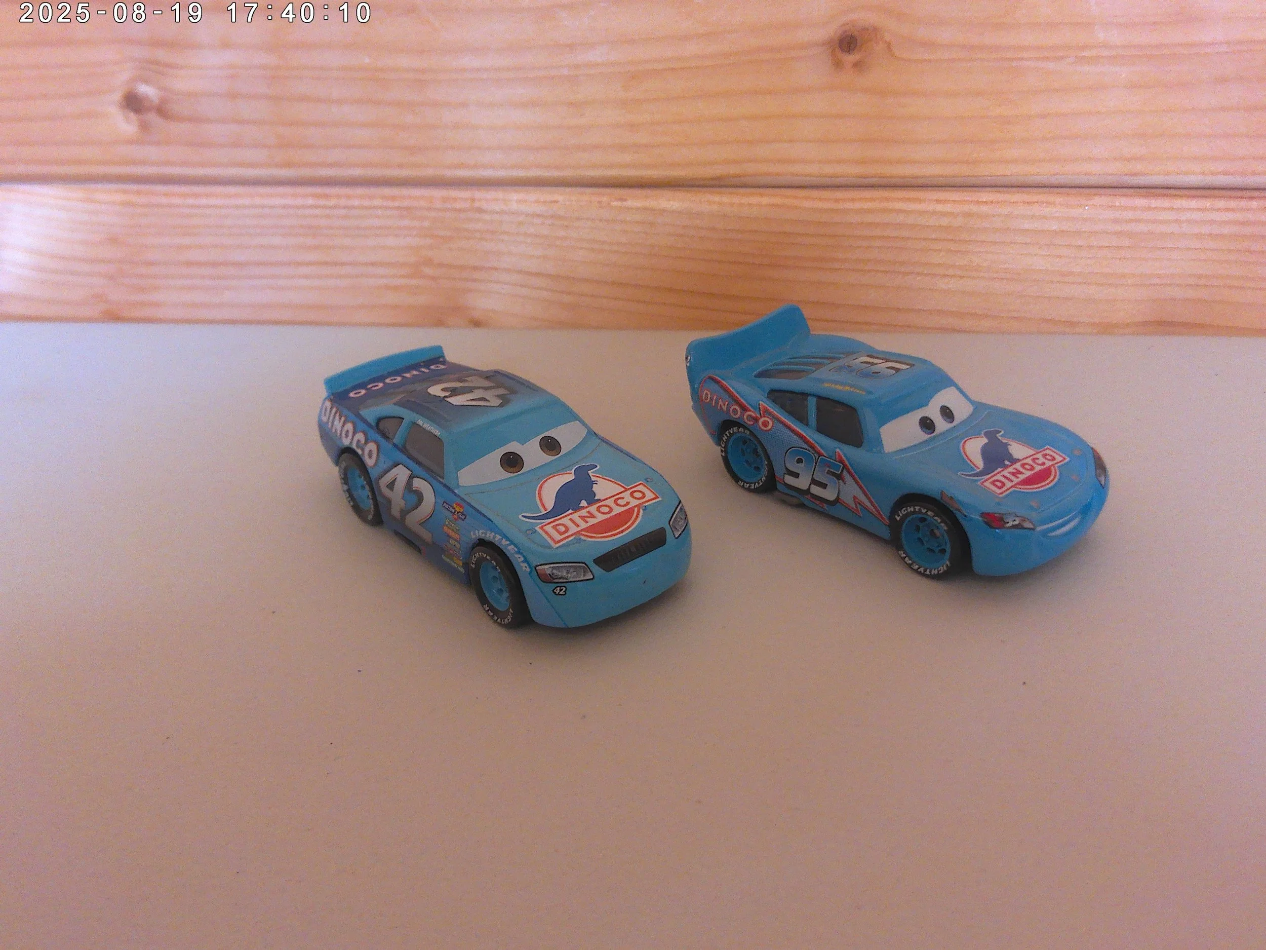 Dinoco lightening mcqueen set - photo 4.jpg