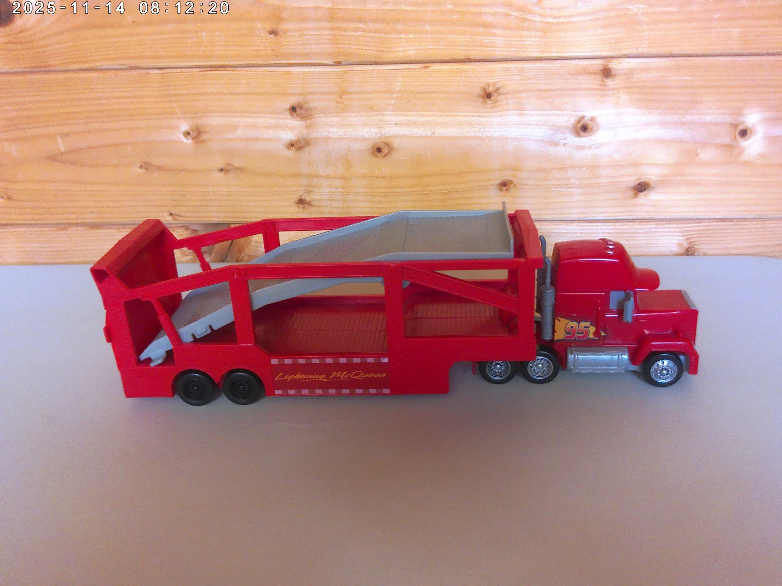 Mack plastic - photo 3.jpg