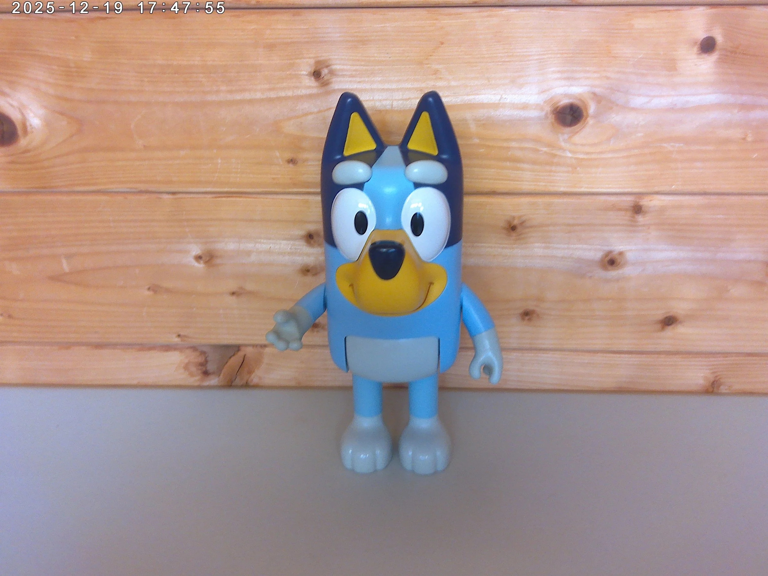 Bluey Moveable Figure