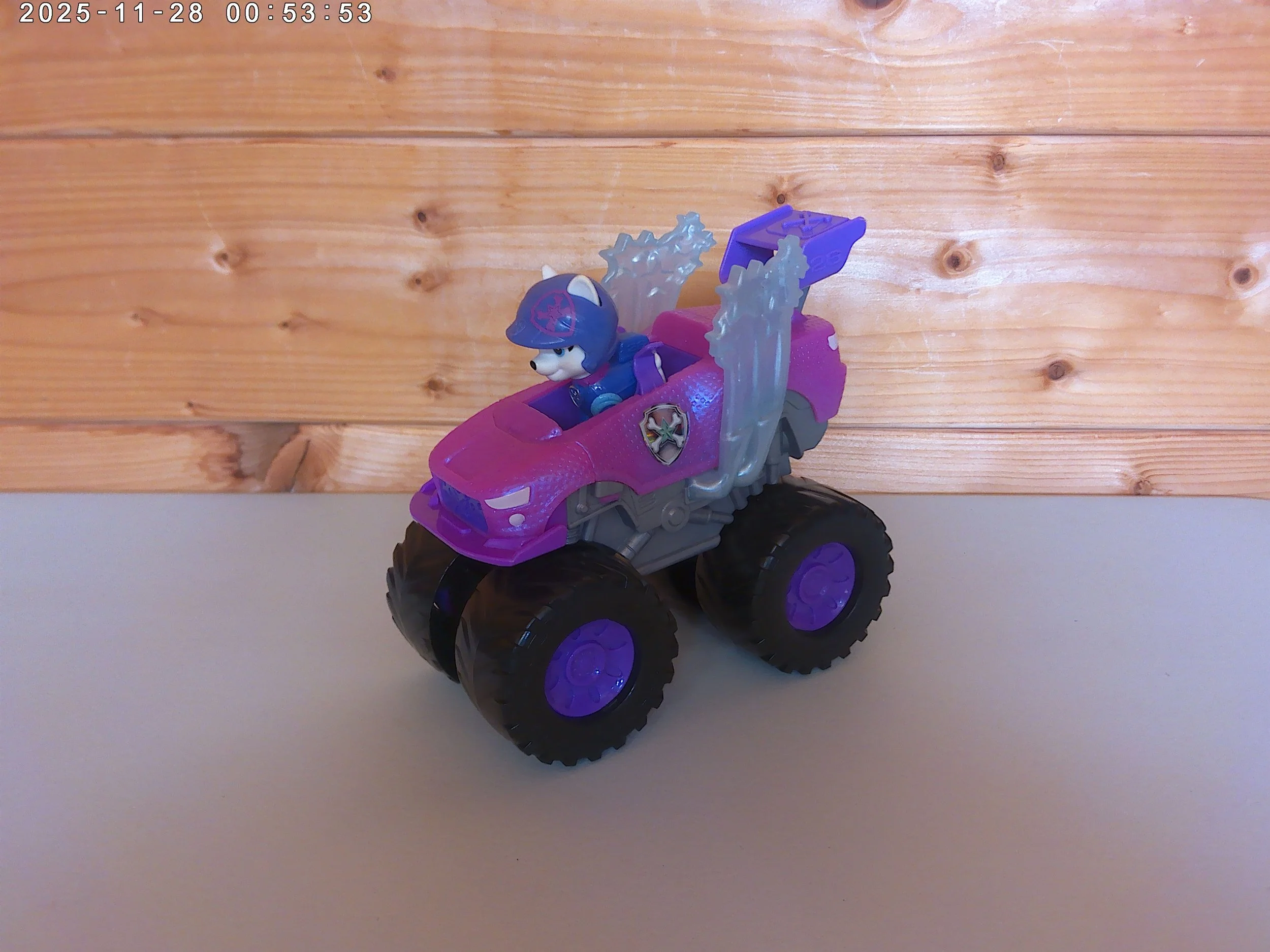 Roxi truck  - photo 1.jpg