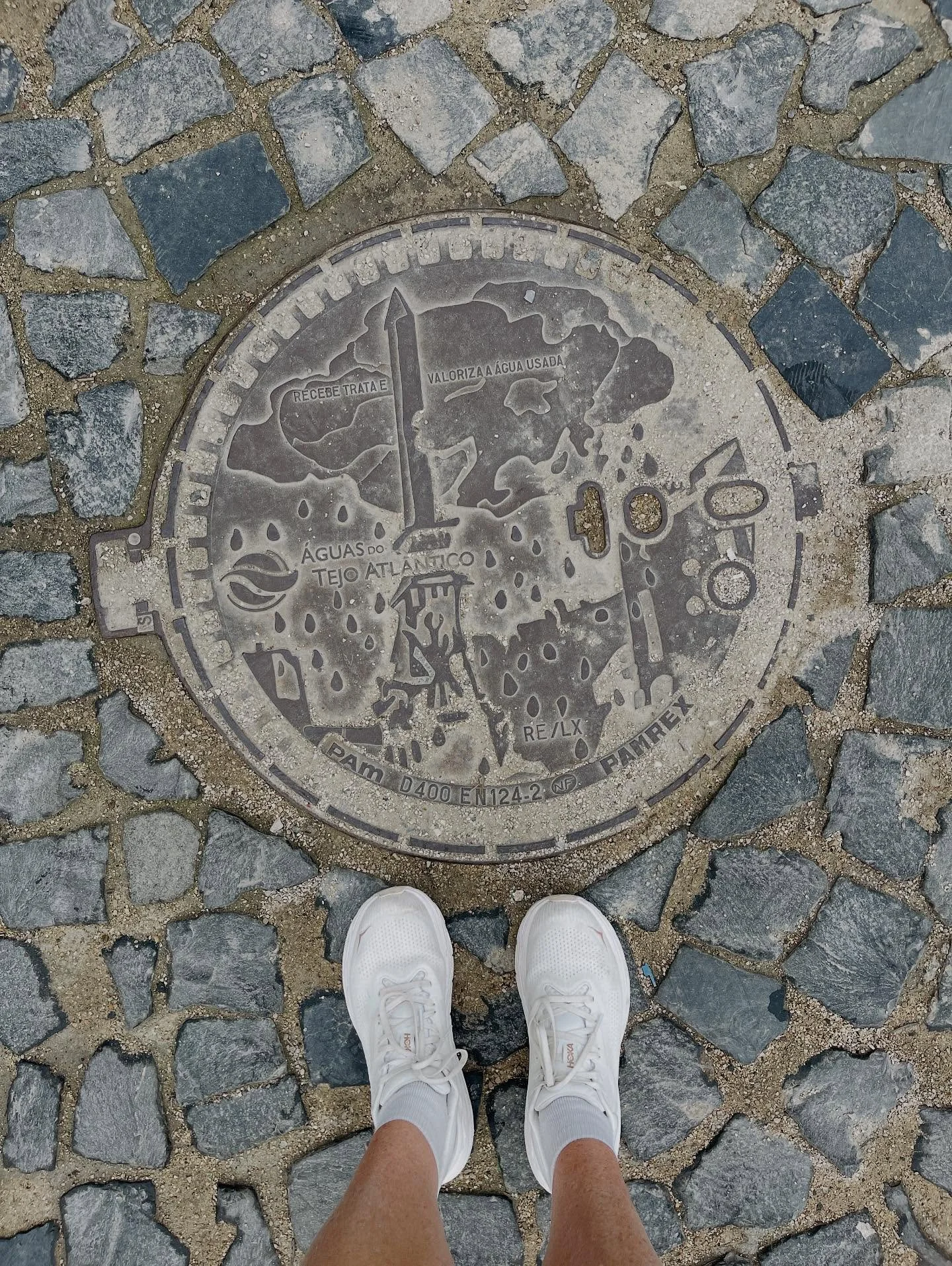 Exploring Lisbon &amp; Porto in Portugal with the family&hellip; colorful tiles, vibrant street art, and endless inspiration all around ✨ Feeling excited to turn these moments and vibes into new patterns and designs for the shop! 🎨