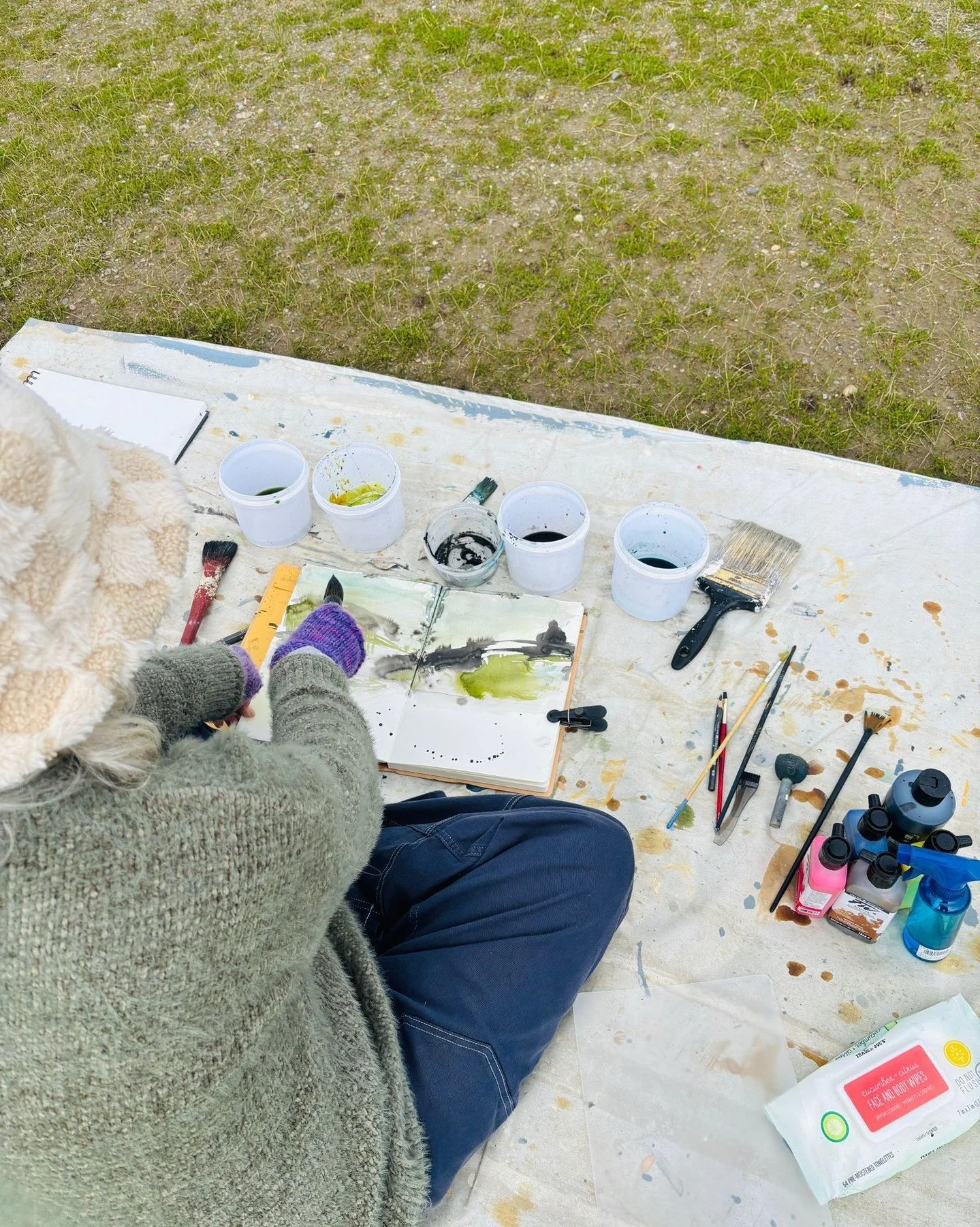 We hit the road along the California coastline&mdash;so much inspiration! Played with inks and explored ways to capture the essence of this beautiful place. Taking a class with @samboughton, diving into plein air abstracts&mdash;so fun to experiment 