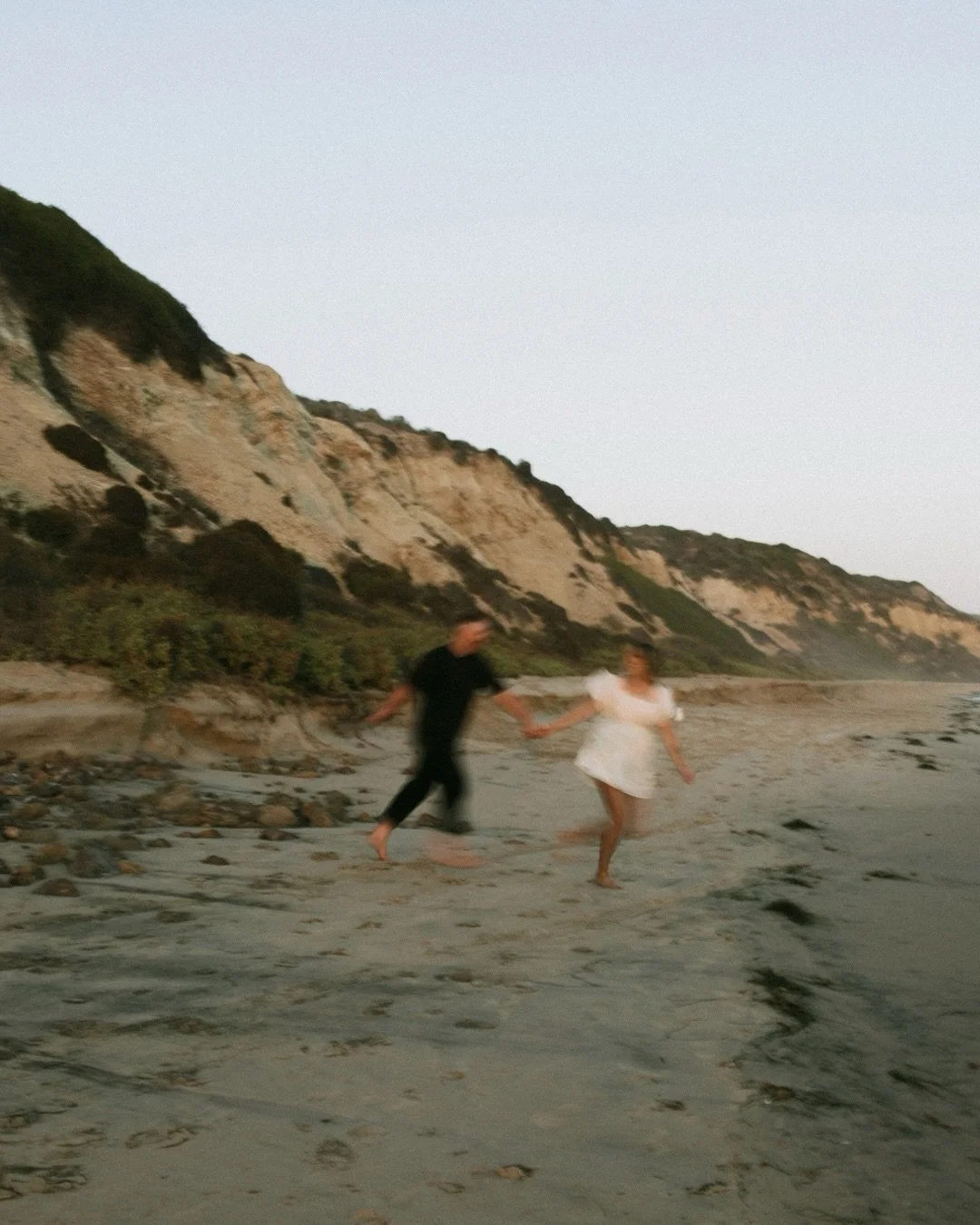 The kind of session you never want to end &mdash;

#newportphotographer#newportbeach#newportengagementsession#engagementphotographer