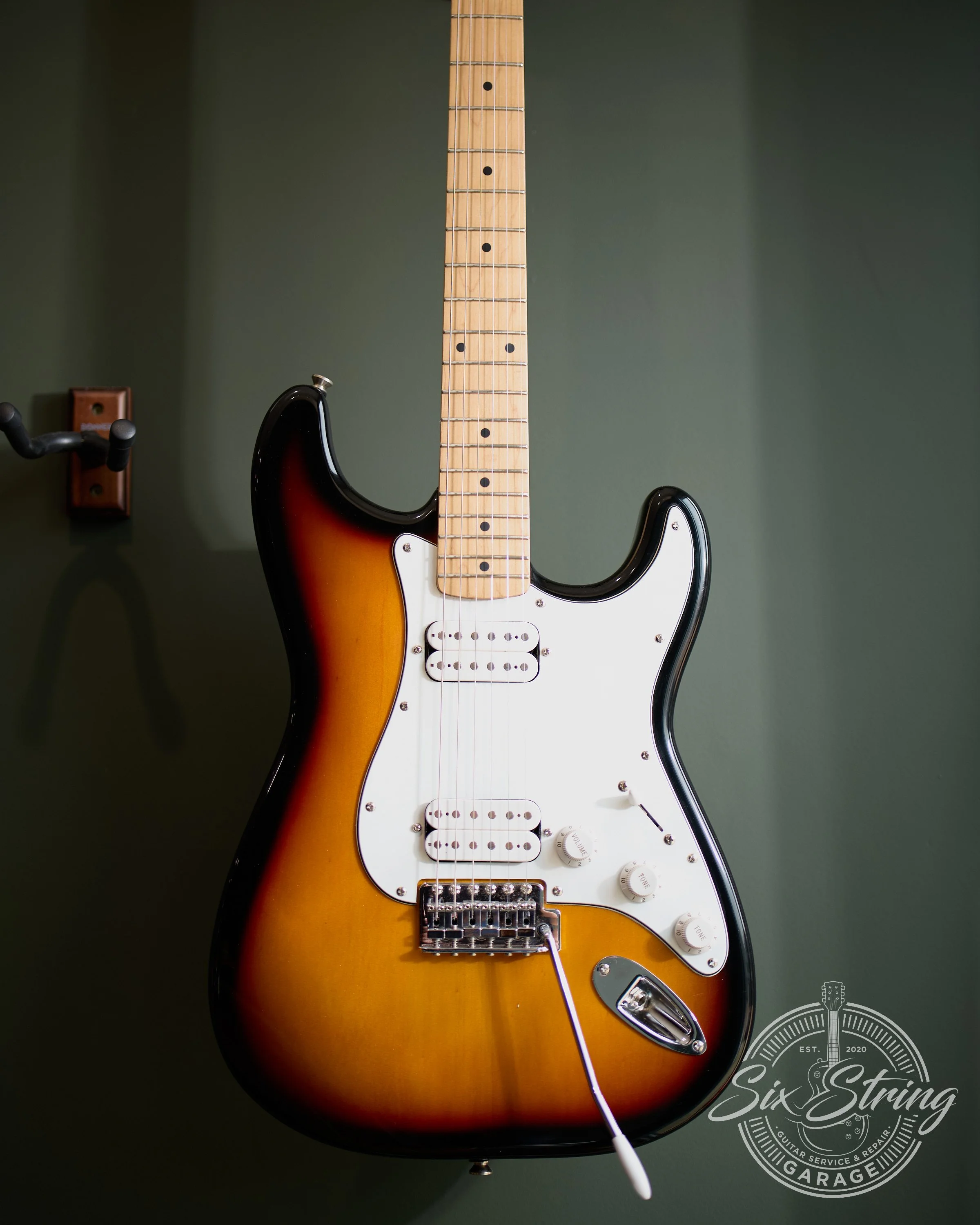 Squier Standard Stratocaster HH – 1999 – Indonesia – Sunburst