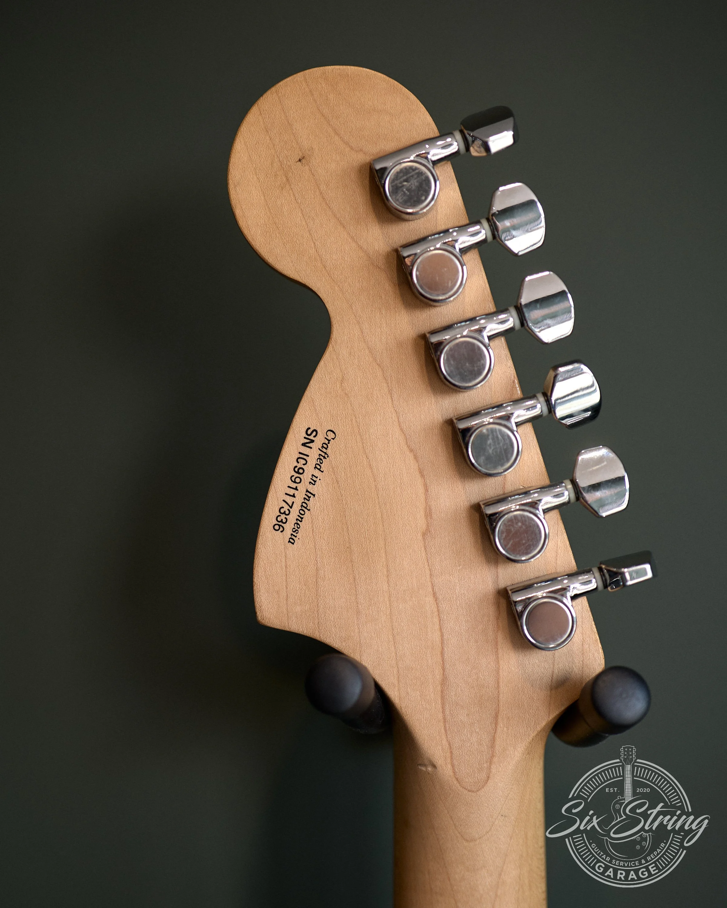SSG-0008-Squire Stratocaster Std- Twin Humbucker-sunburst-Indonesia.jpg0004.jpg