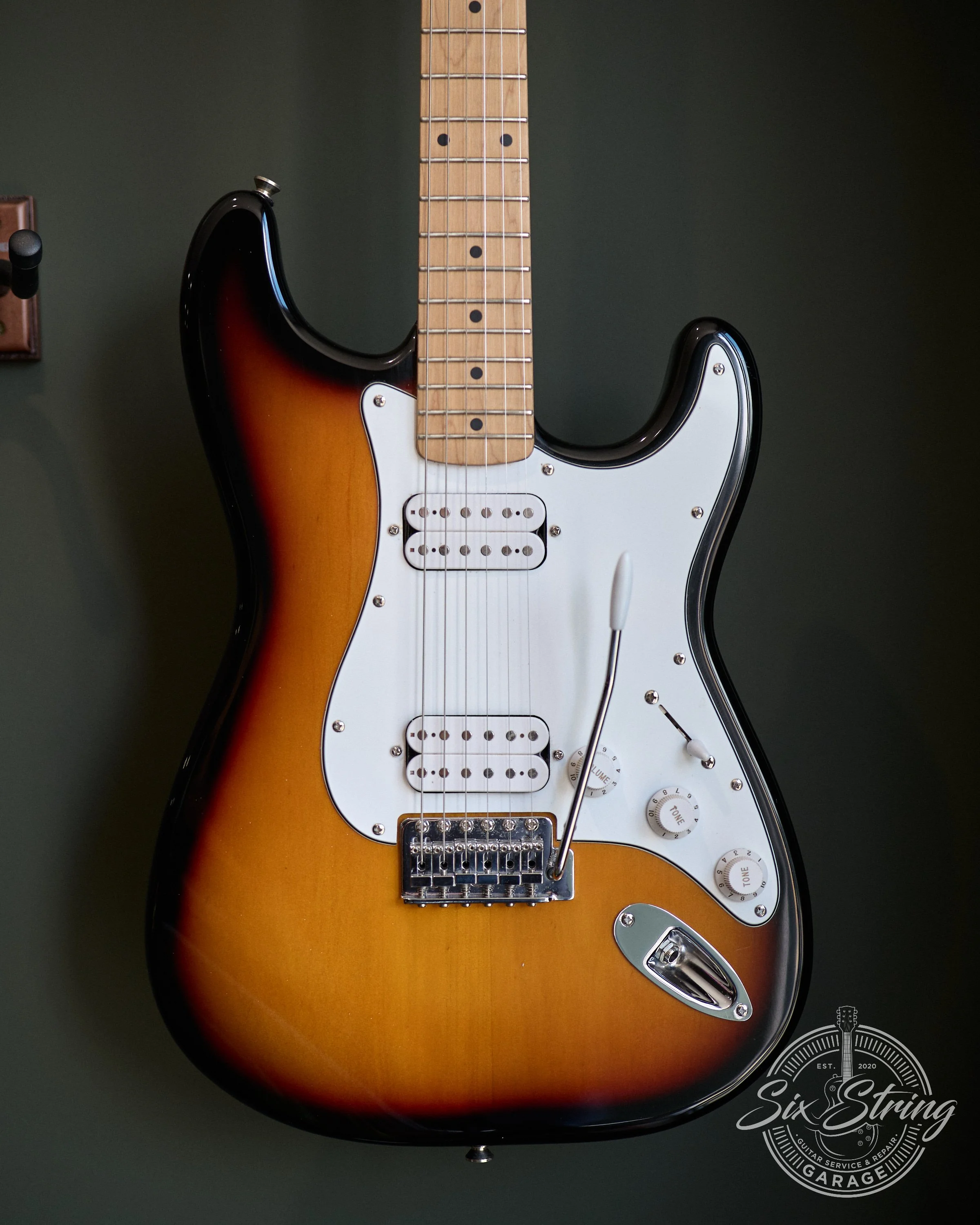 Squier Standard Stratocaster HH – 1999 – Indonesia – Sunburst