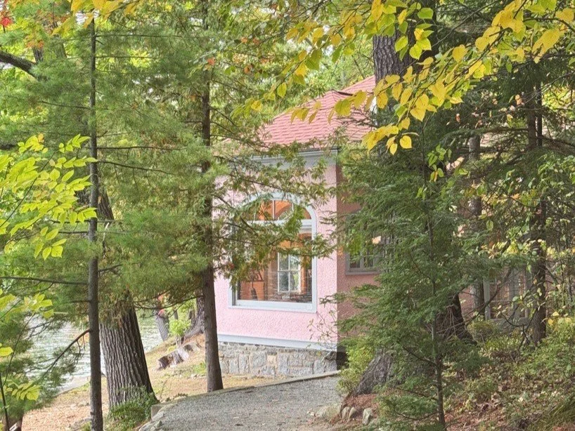 Lake George VS Bolton Landing: Which Lakeside Town Is Right for Your Trip?