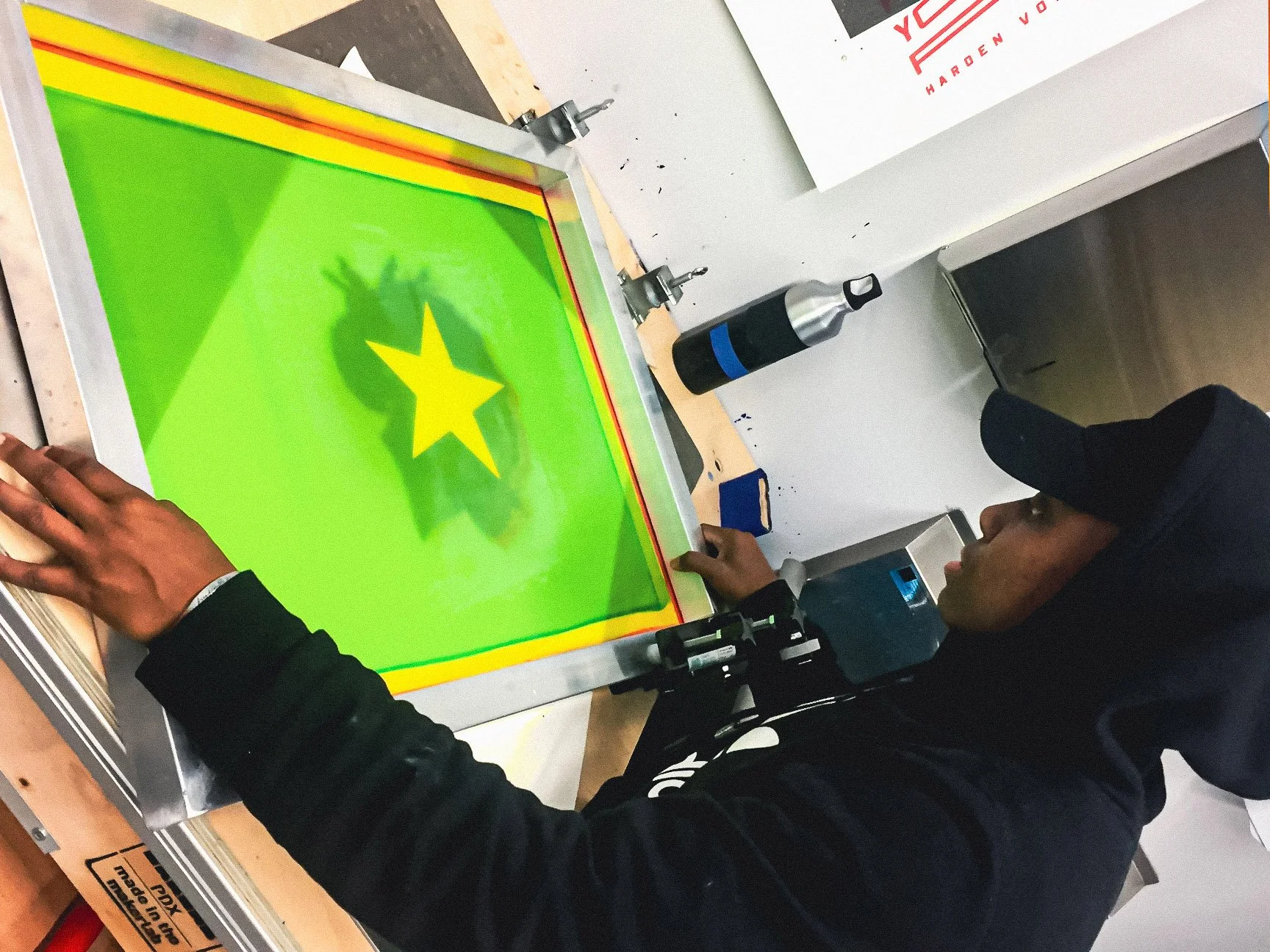 Nov Burst_WEB_BTS_12x9_5.jpg