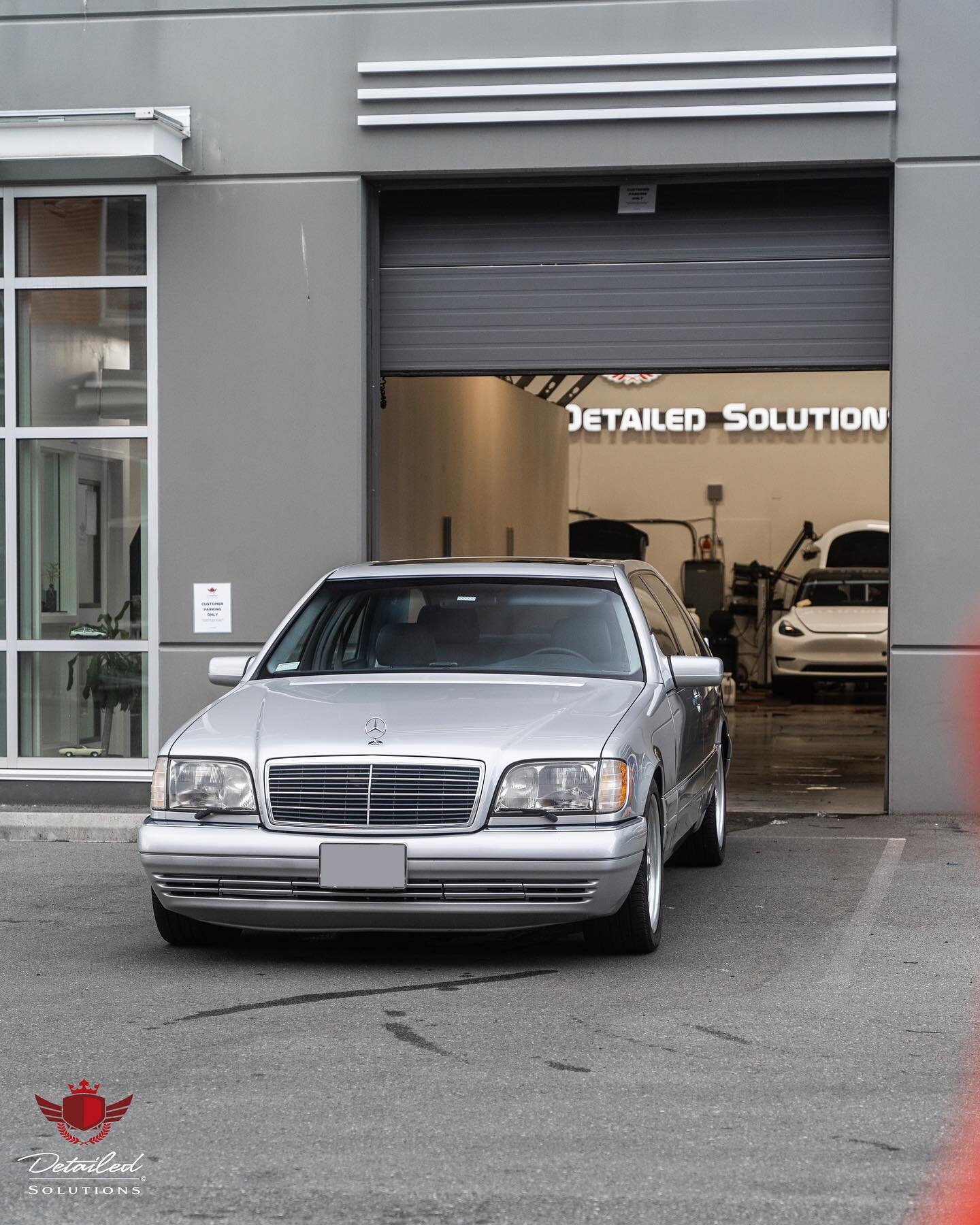 Classic 1997 Mercedes-Benz S420!😎
➖
☑️ Exterior #detail and decon
☑️ 2 stage #paint #correction
☑️ Glass correction to remove minor scratches and #blemishes
☑️ Nano Solutions&copy; #Ceramic Coating
☑️ Paint code matched, rock chips and deep #scratch