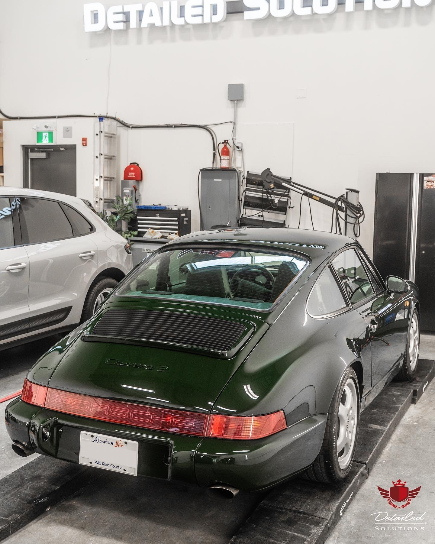 1991 Porsche Carrera 2 painted in #verdeabetone 
➖
We completed a 2 stage paint correction, custom PPF replacement, and finished it with Nano Solutions coating
➖
Have Your Investment Protected Today
➖
Contact us for a free quote 
▫️
▫️
▫️
➖ 𝗗𝗲𝘁𝗮?