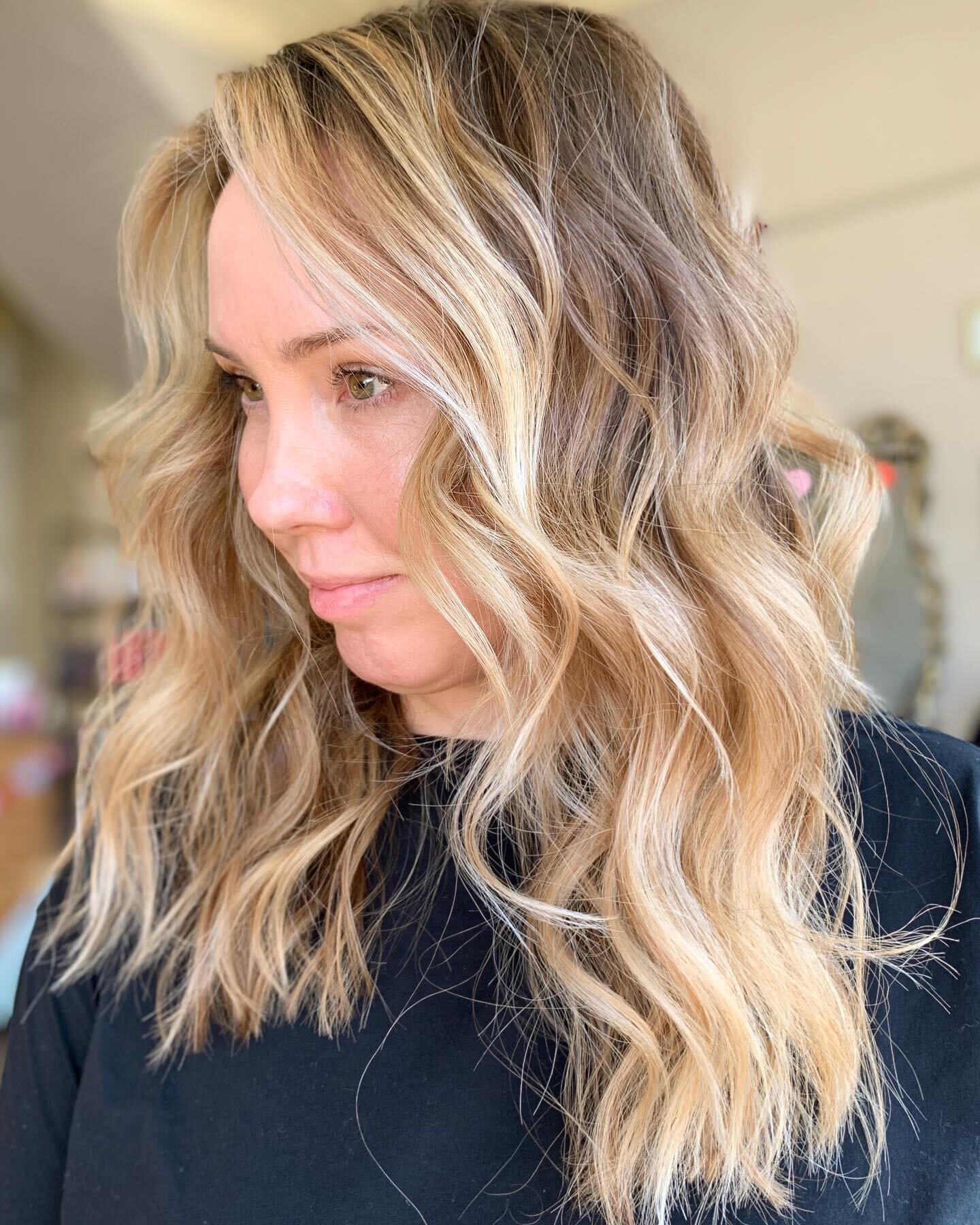 Spring please come soon! Everyone is getting bright and blonde these days. 

What is your go-to spring hair move?