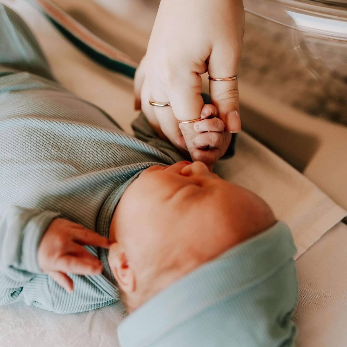 Opinionated post ahead. I think moms should not have ANY visitors in the hospital after deliver. It&rsquo;s too much for new moms to have visitors in the hospital after delivery. Between the pain, feedings, sleepiness, doctors and nurses coming in an
