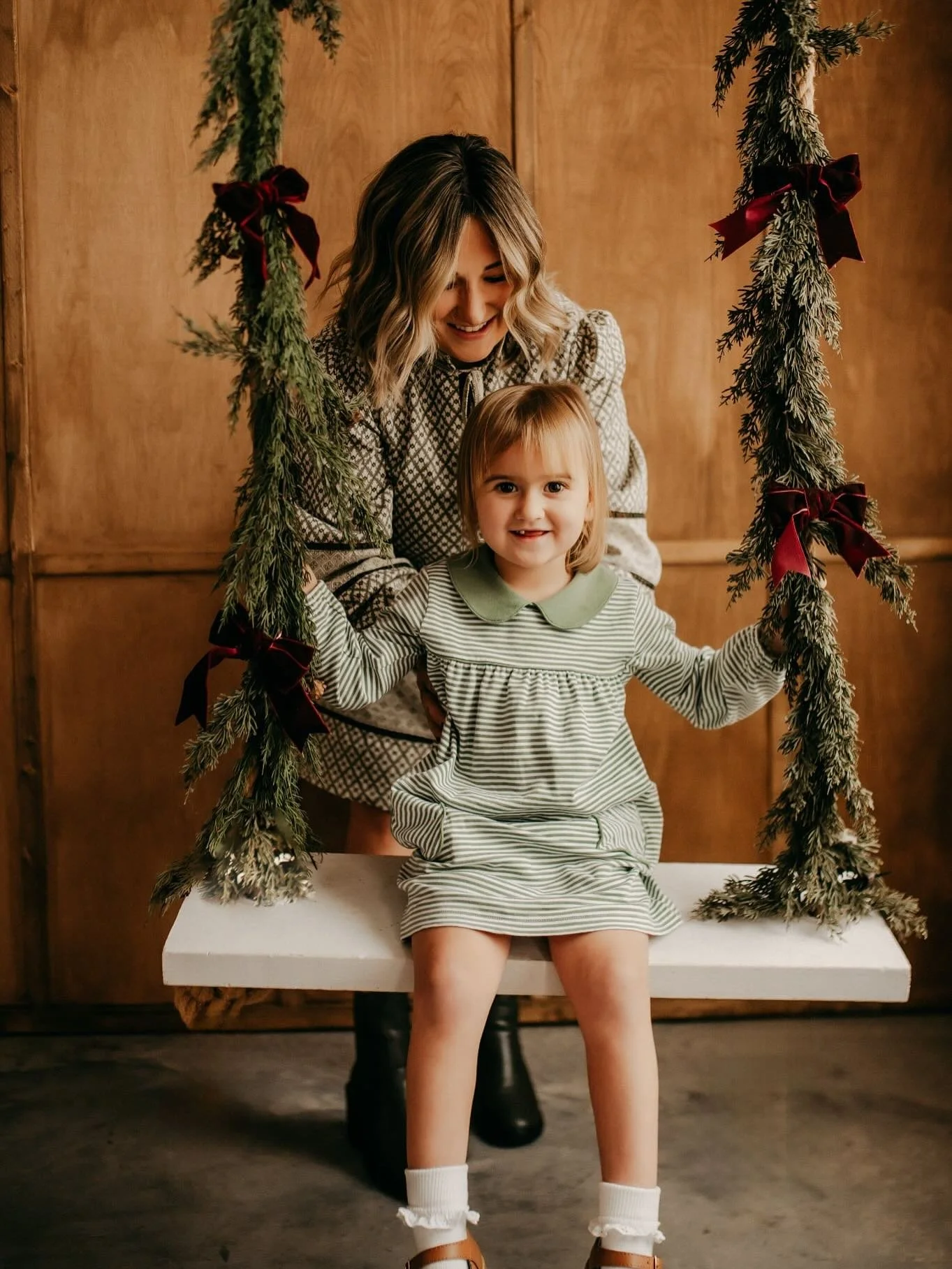 Everyone in this session is on Santa&rsquo;s Good List for being absolutely adorable at every session🤣🎅🎄