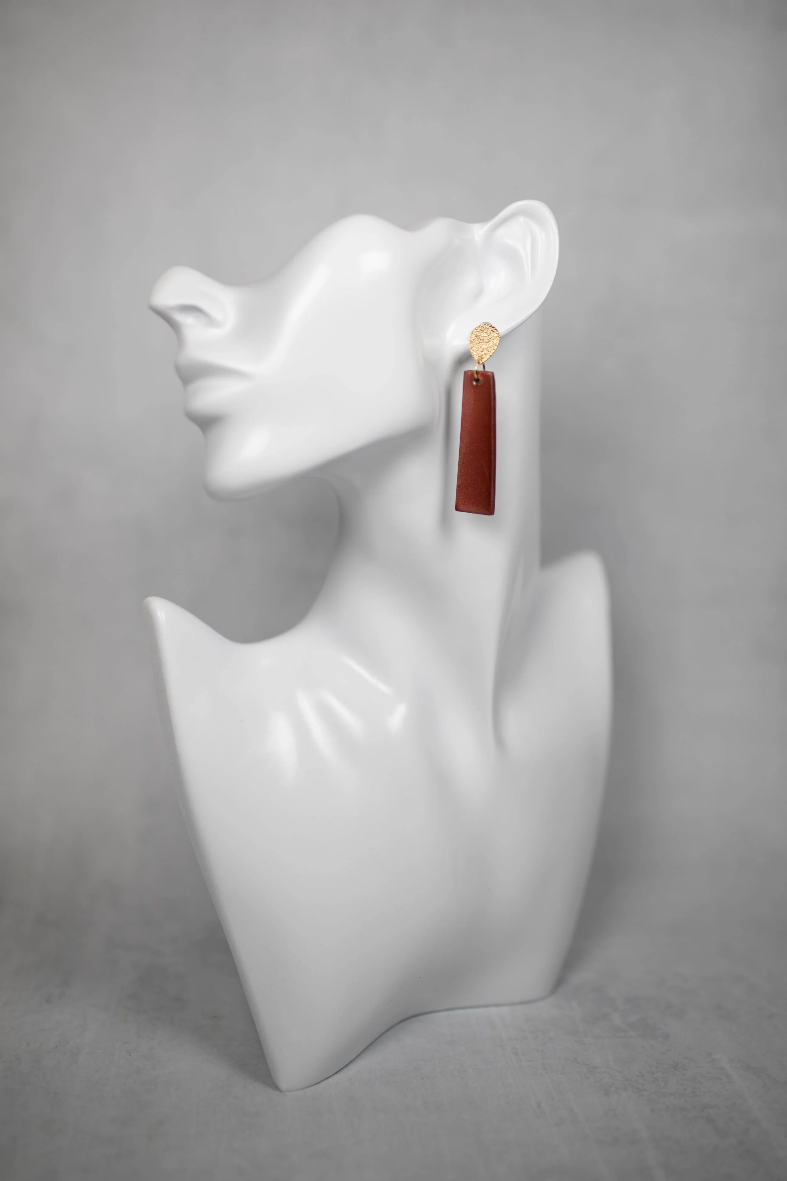 Presley (solid bronze)