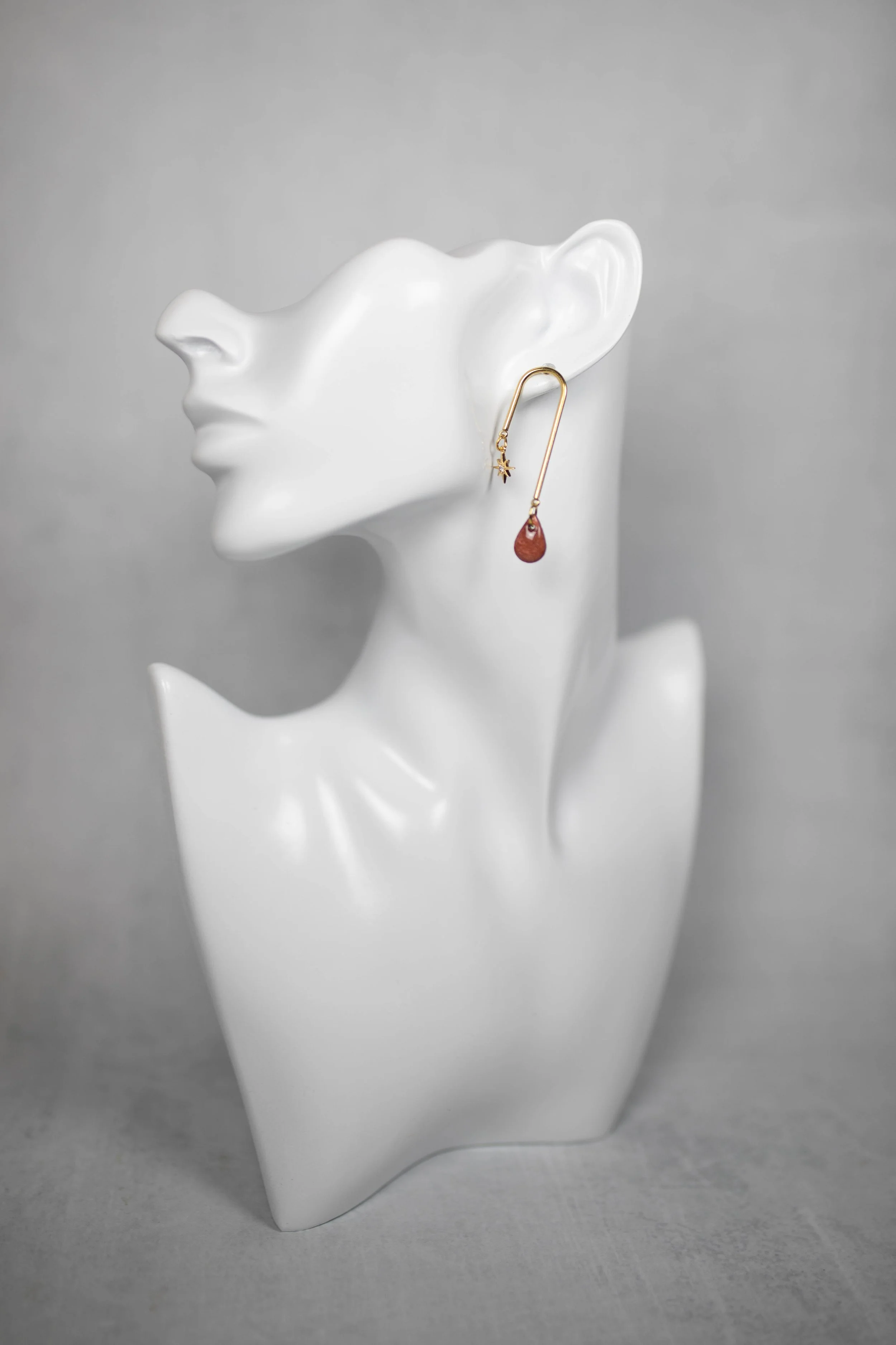 Selene (solid bronze)