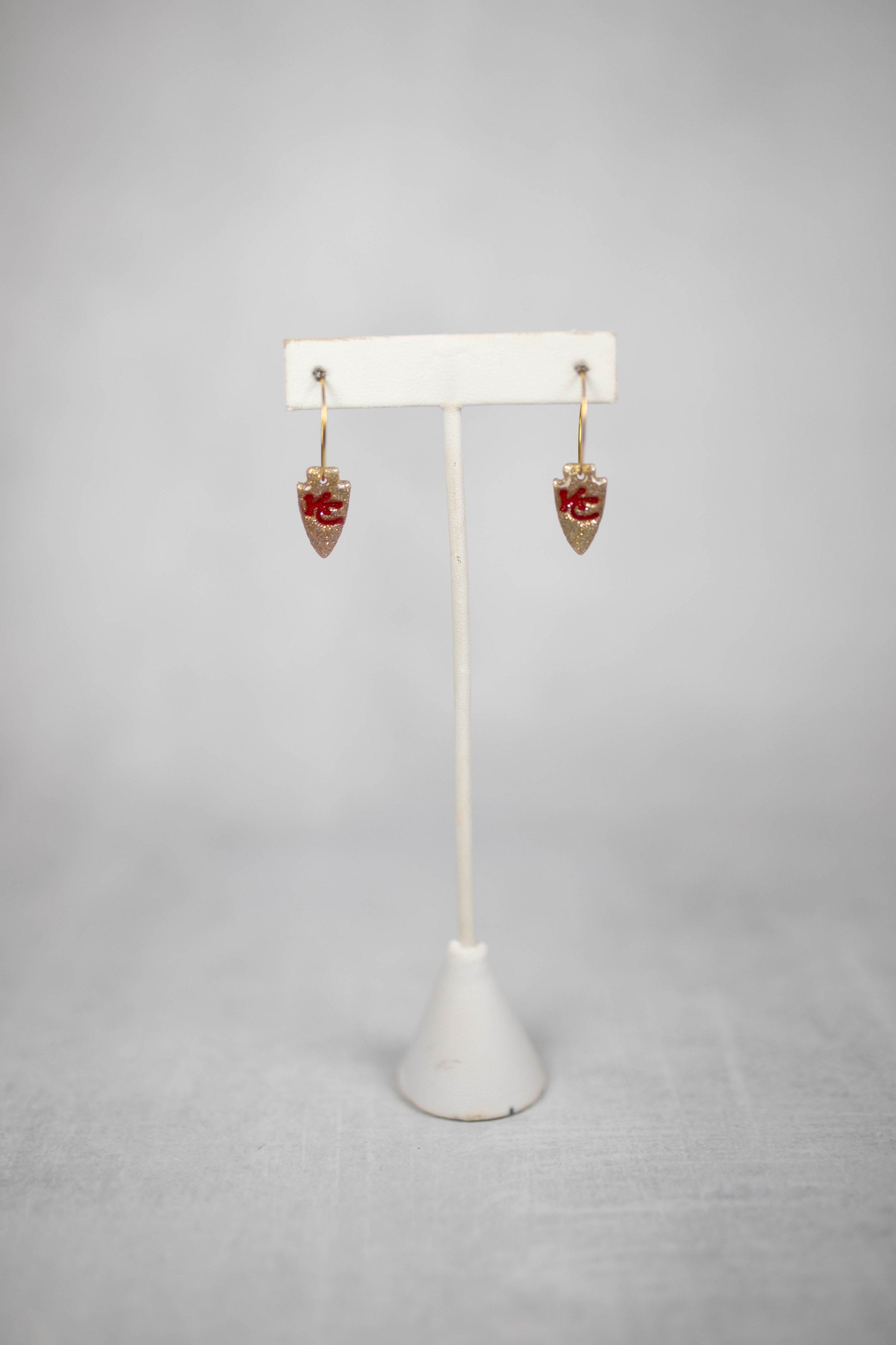 Mini arrowhead (gold)